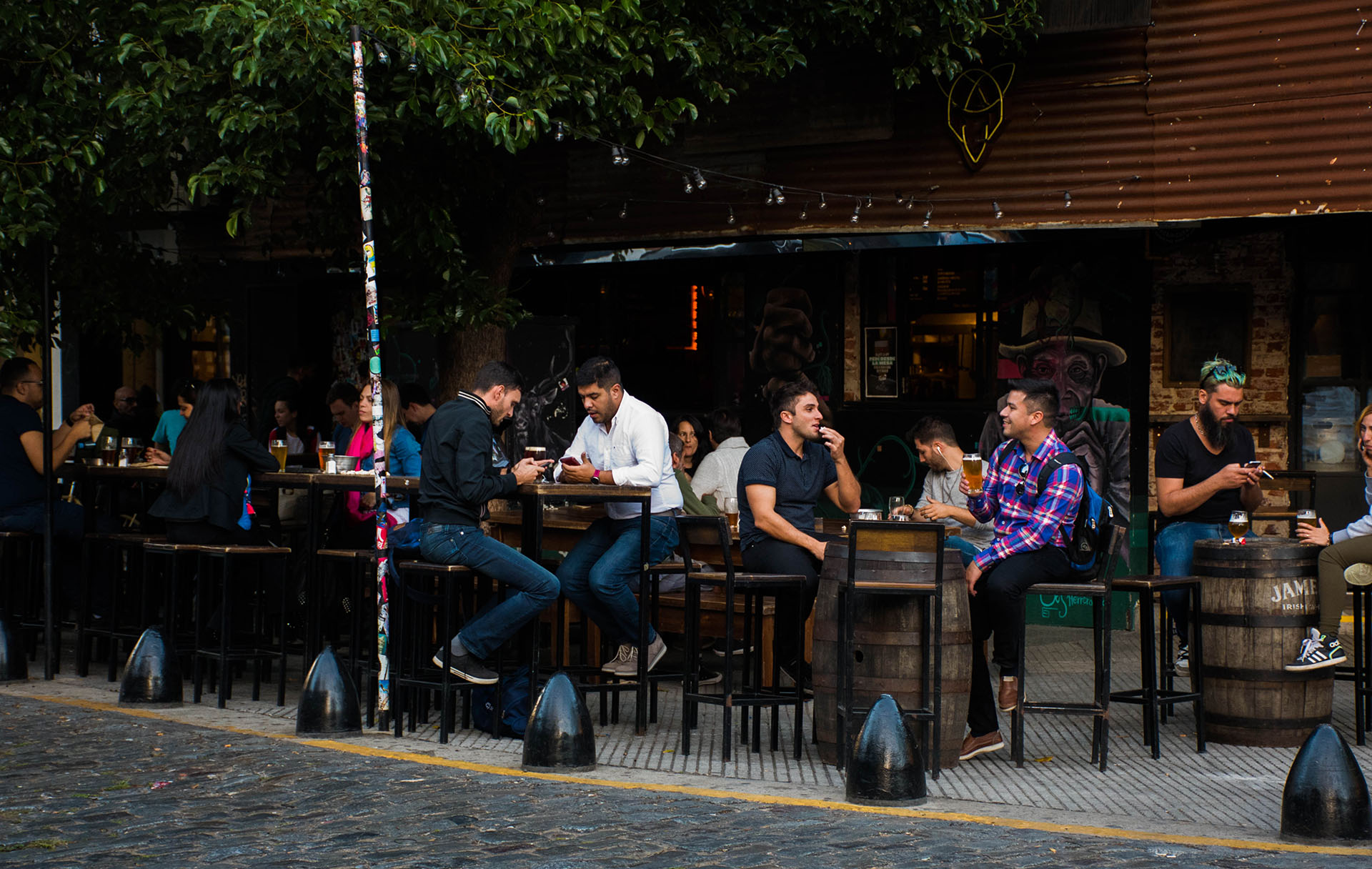 En los últimos tiempos, las cervecerías se impusieron como una salida obligada en las veredas de Palermo