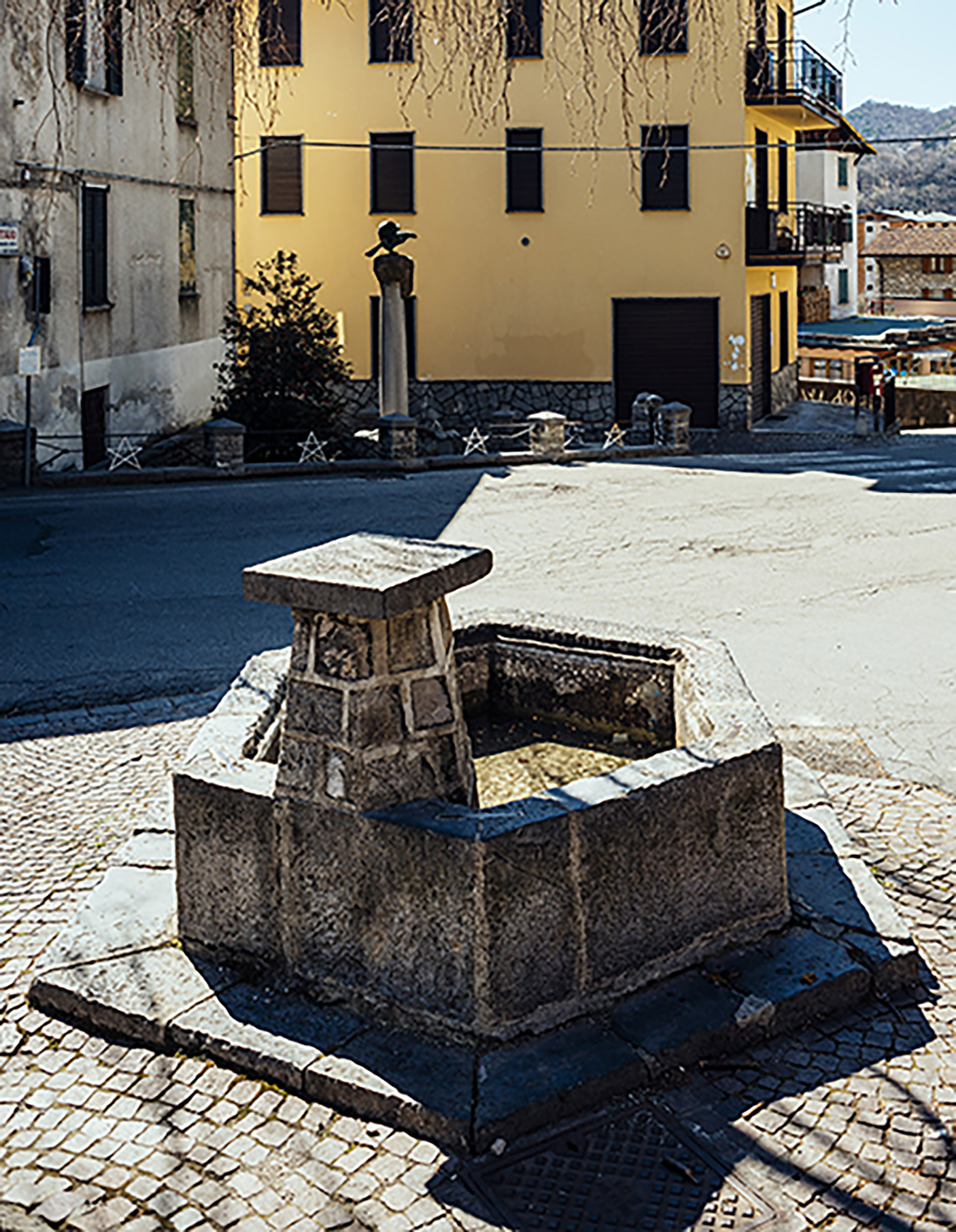 Esta antigua fuente aún en funcionamiento ubicada en la Plaza del Municipio se vende a 350.000 euros