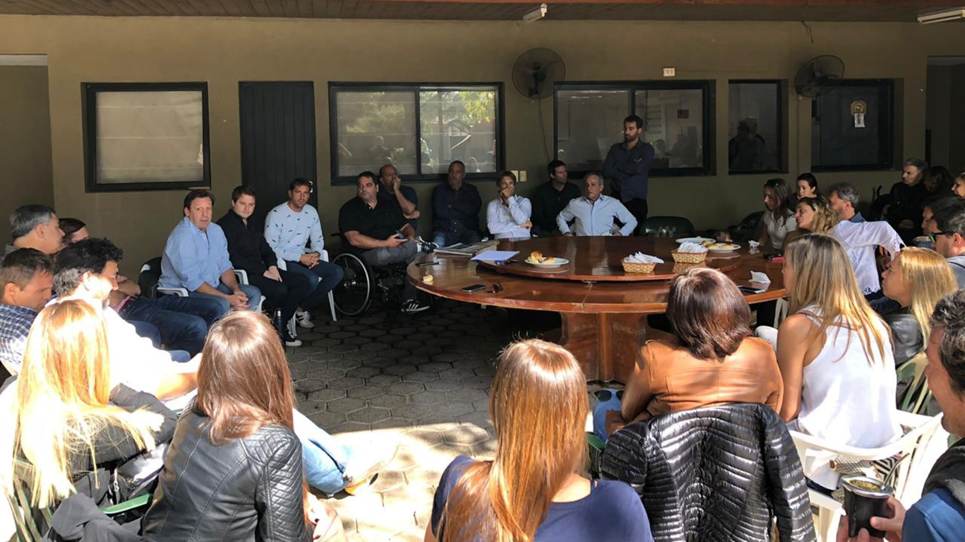 Dirigentes de Cambiemos compartieron un almuerzo el sábado pasado donde confirmaron a Triaca como armador en la provincia