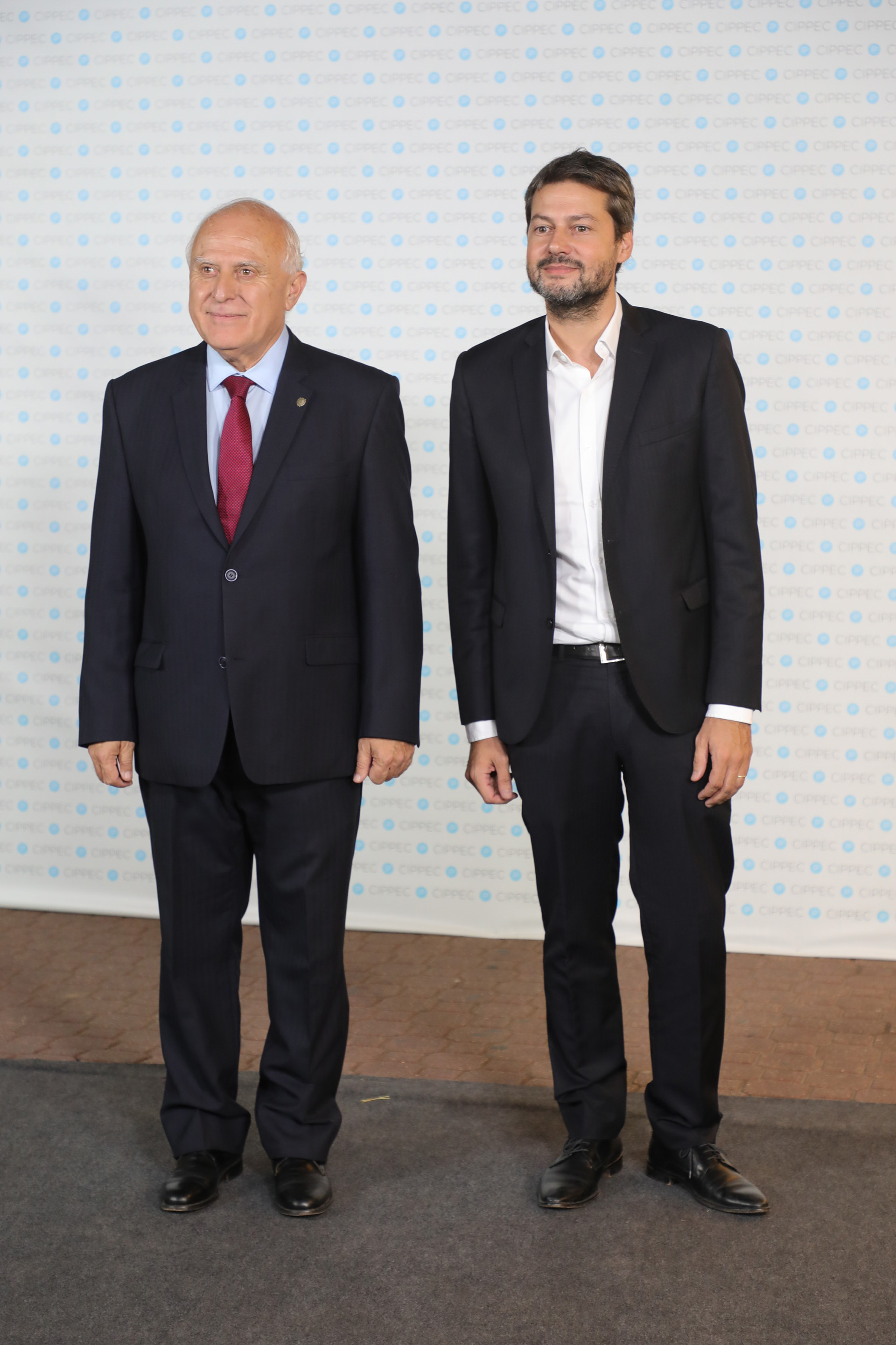El gobernador de Santa Fe, Miguel Lifschitz, y el presidente de San Lorenzo, Matías Lammens