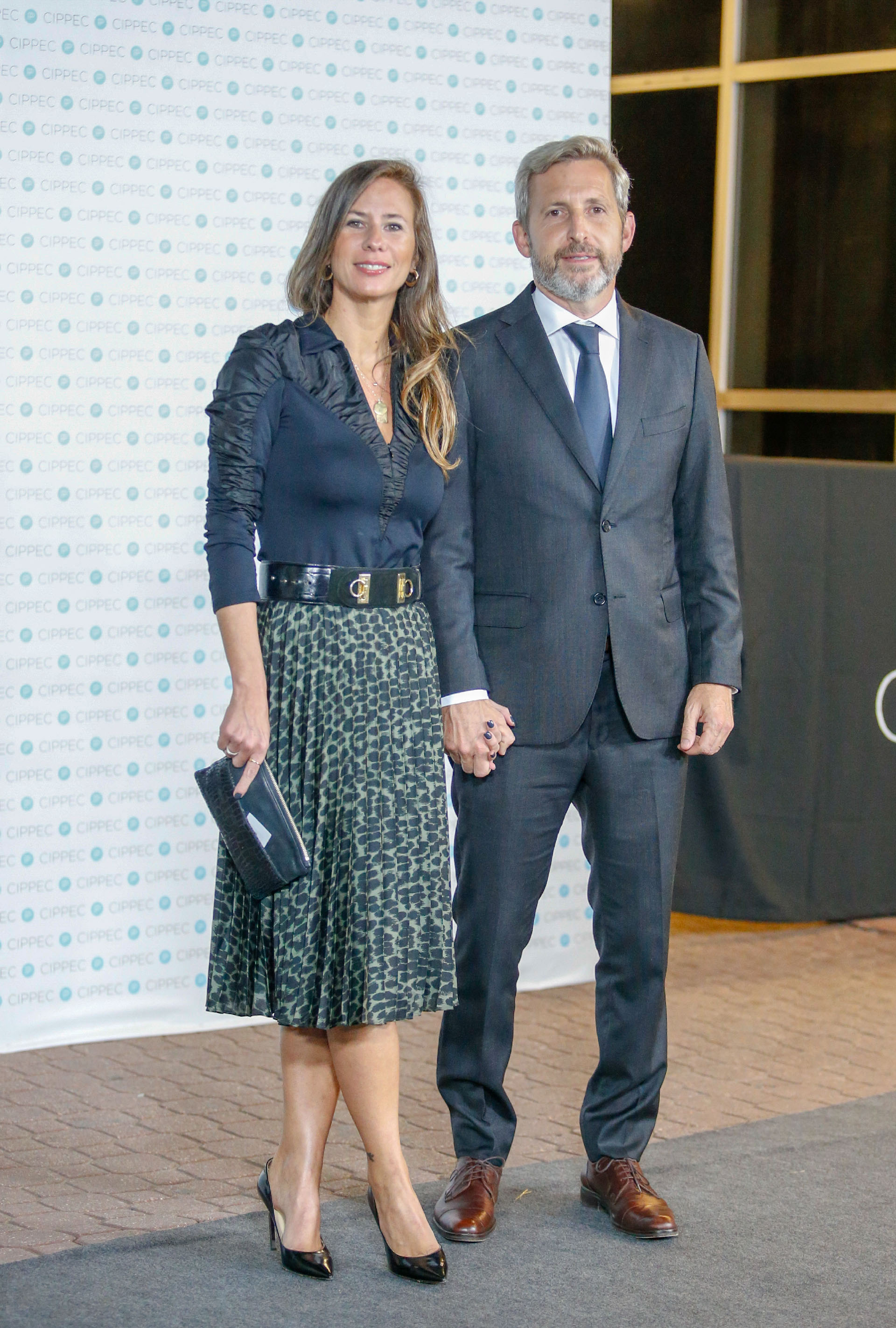 El ministro del Interior, Rogelio Frigerio, y su mujer Victoria Costoya