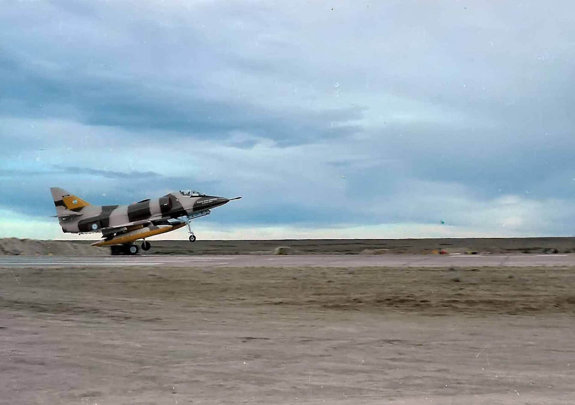 El desempeño de las FAS fue estudiado por las fuerza aéreas de muchos países del mundo para