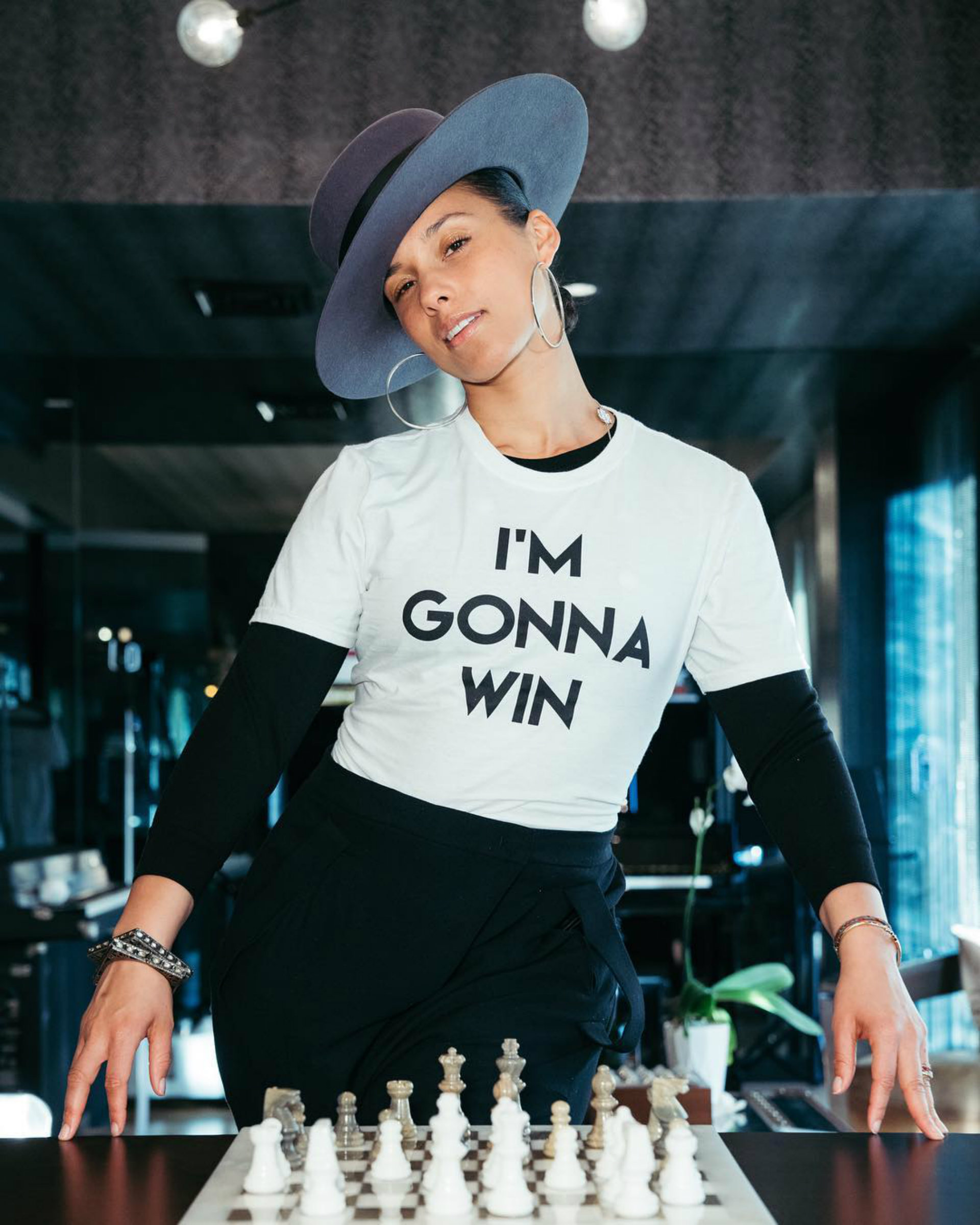 Un dÃa Alicia Keys decidió que no iba a maquillarse más y asà lo ha cumplido durante años (Instagram)