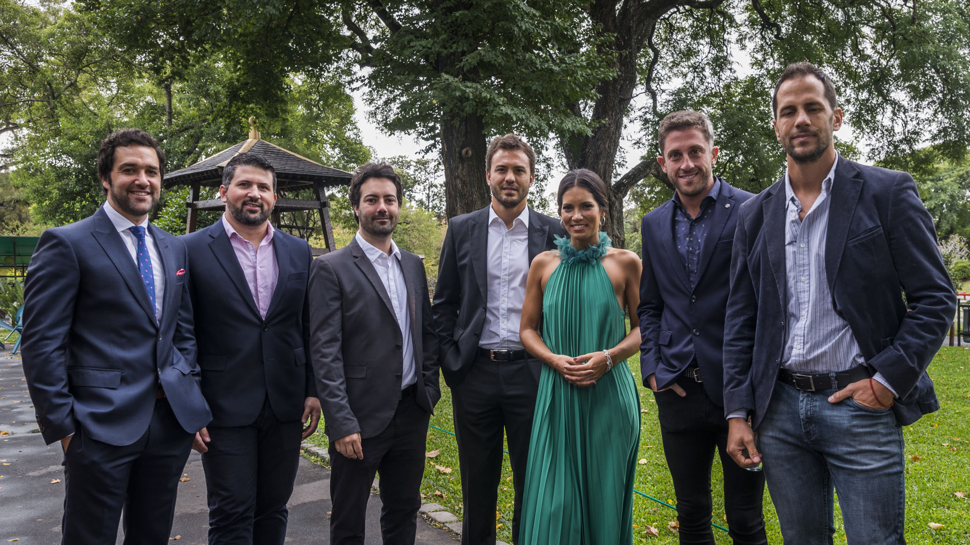 Juani Hernández junto a algunos de los periodistas y analistas que cubrirá el Mundial (Foto: Julieta Ferrario)