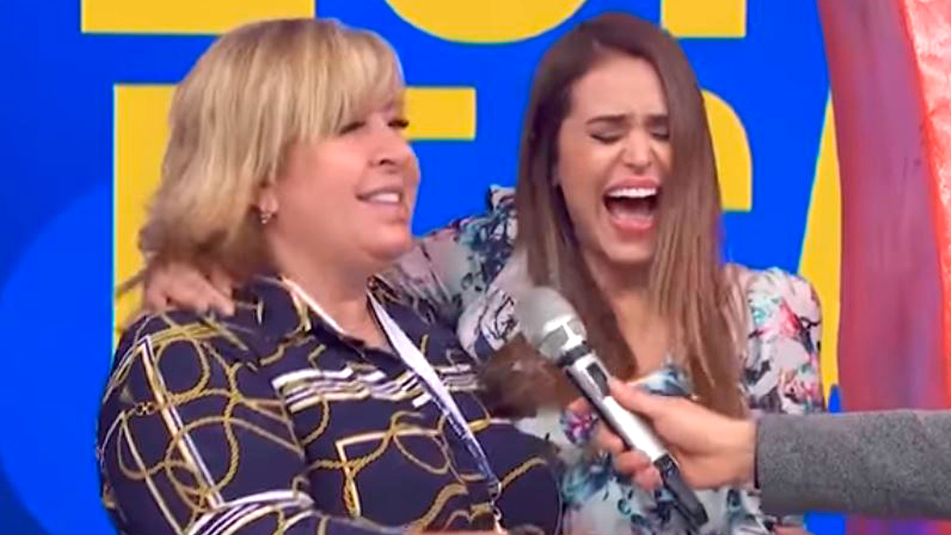 Yanet García vivió un incómodo momento en “Hoy” (Foto: Televisa/Hoy)