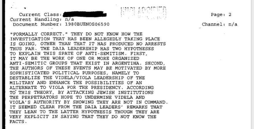Un tema recurrente en los cables de los diplomáticos son las internas en el poder militar, y también aparecen en relación a los atentados antisemitas.