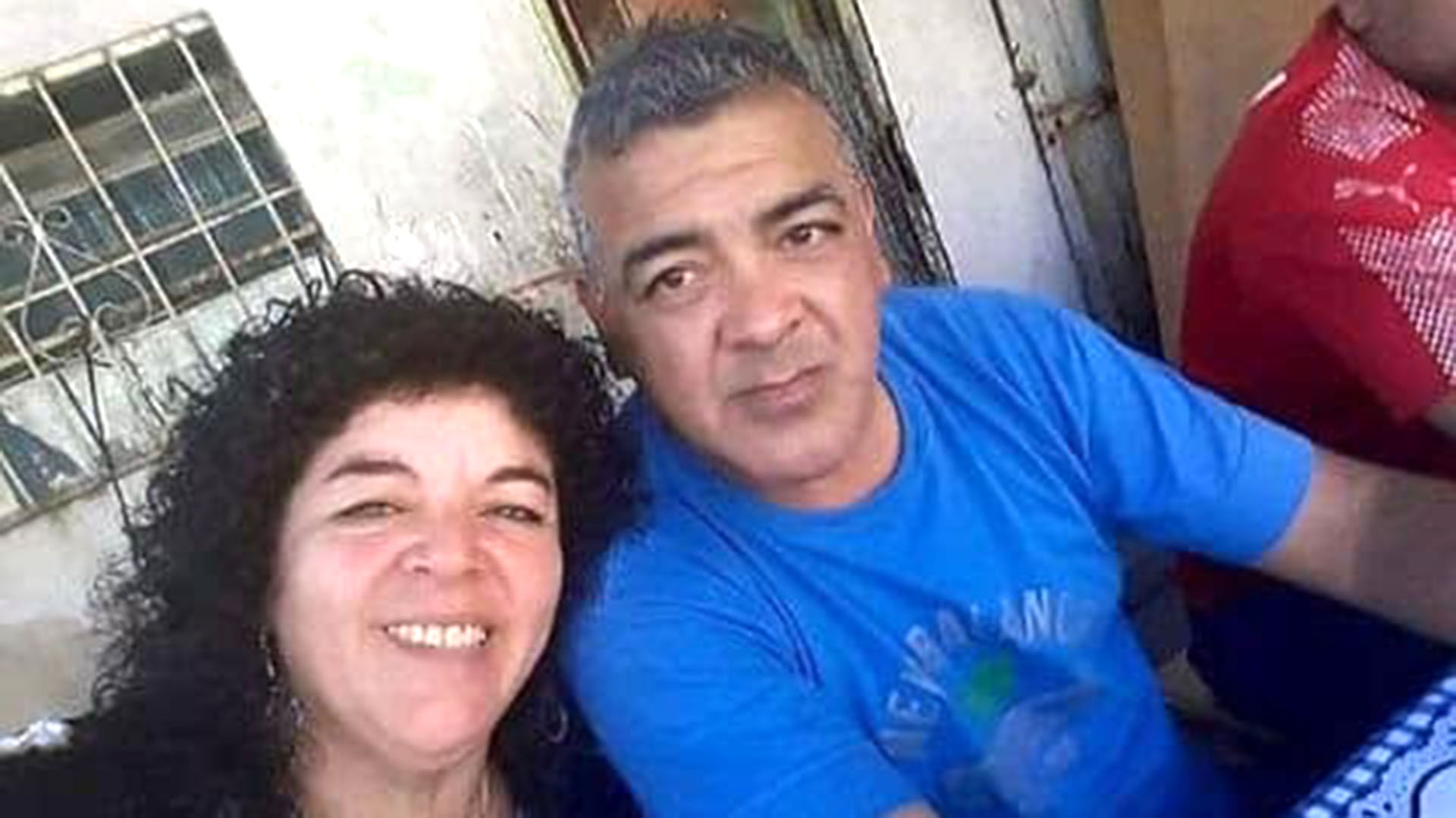 Daniel y su hermana Mónica (Facebook)