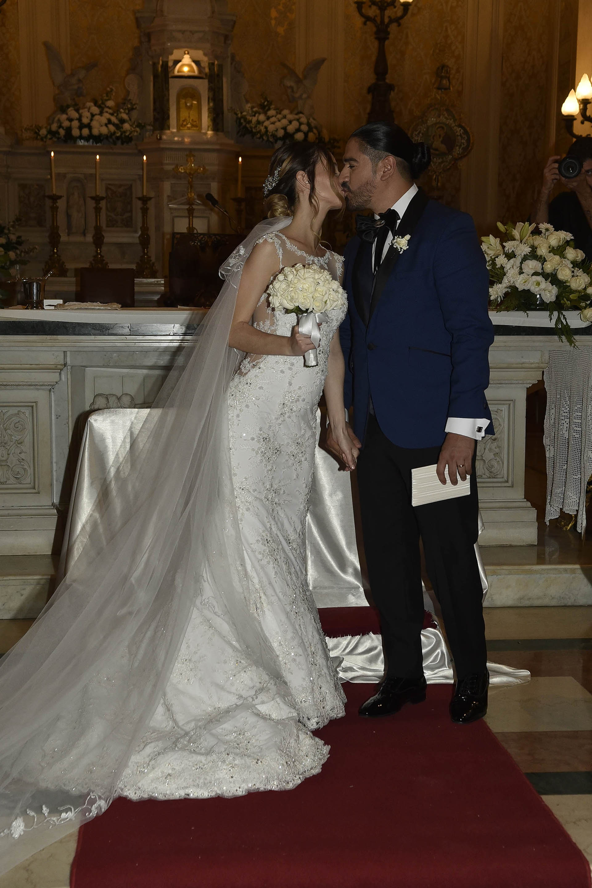 Lo que nació como una simple amistad hace un año, Ariel Puchetta y Camila Minoldo lo transformaron en una relación de pareja, y este sábado decidieron formalizar su amor ante Dios