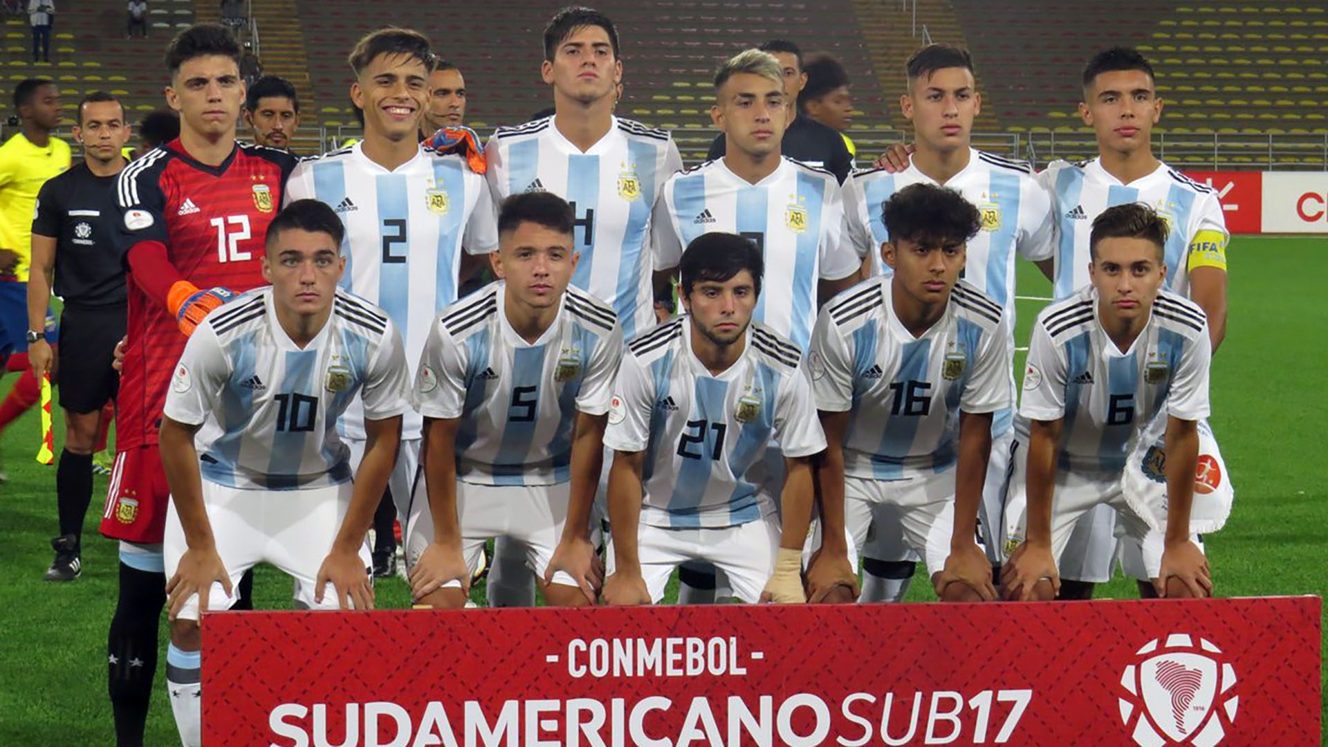El equipo que se consagró campeón pese a la derrota ante Ecuador (@Argentina)
