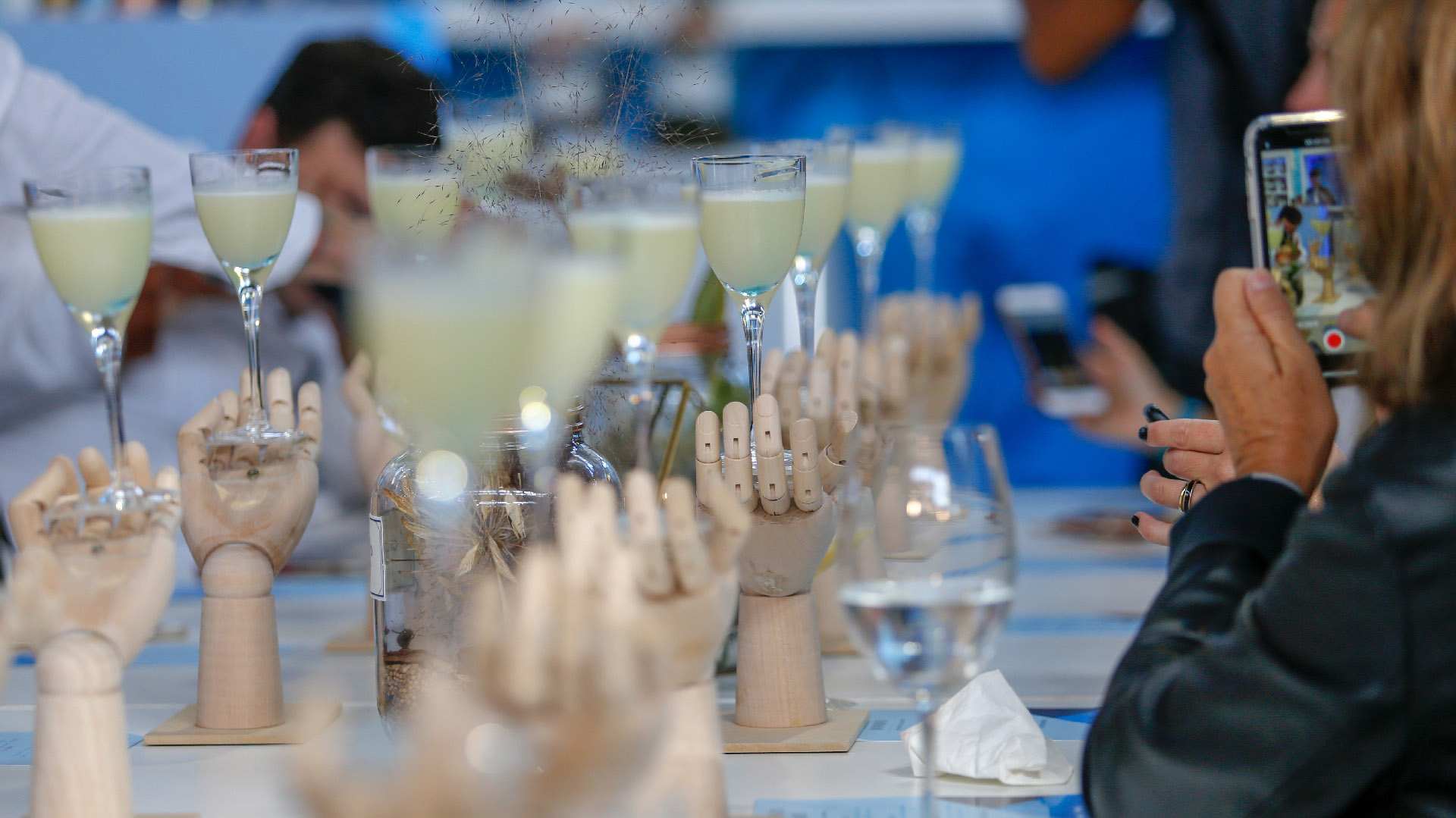 A mediados del año pasado, Londres fue la ciudad elegido por el gin premium BombaySapphire para el lanzamiento de “Stir Creativity”.