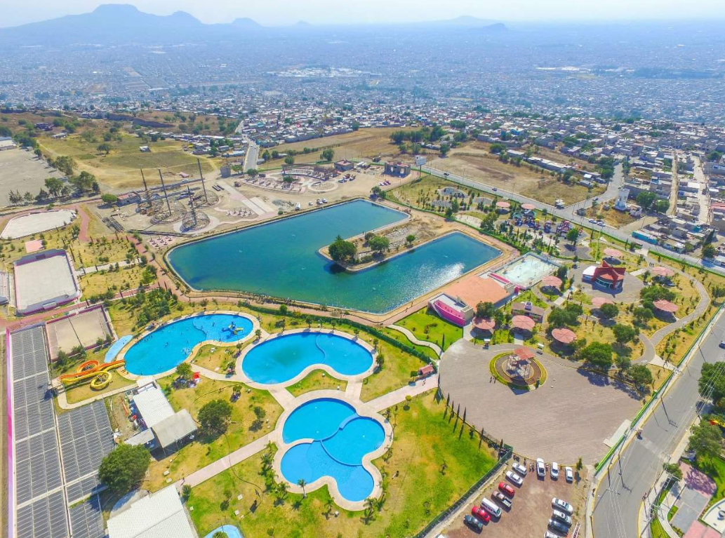 Vista aérea del lago artificial en Chimalhuacán (Foto: @AntorchaChimal)