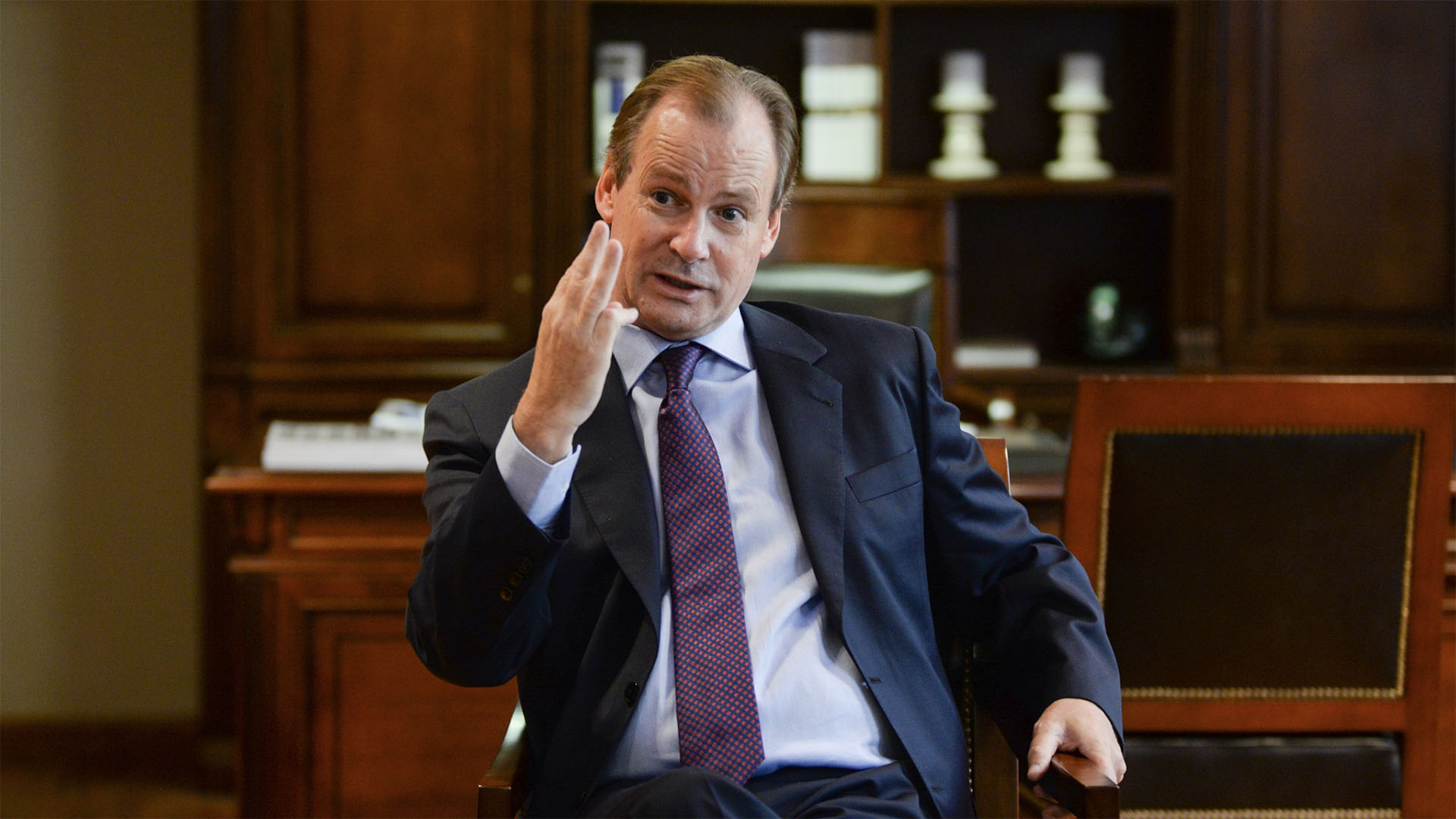 El mandatario entrerriano aboga por replicar el frente que fraguó en su provincia: insiste en que se incluya al kirchnerismo dentro de un gran frente justicialista y que luego defina candidaturas por consenso o en las PASO de agosto