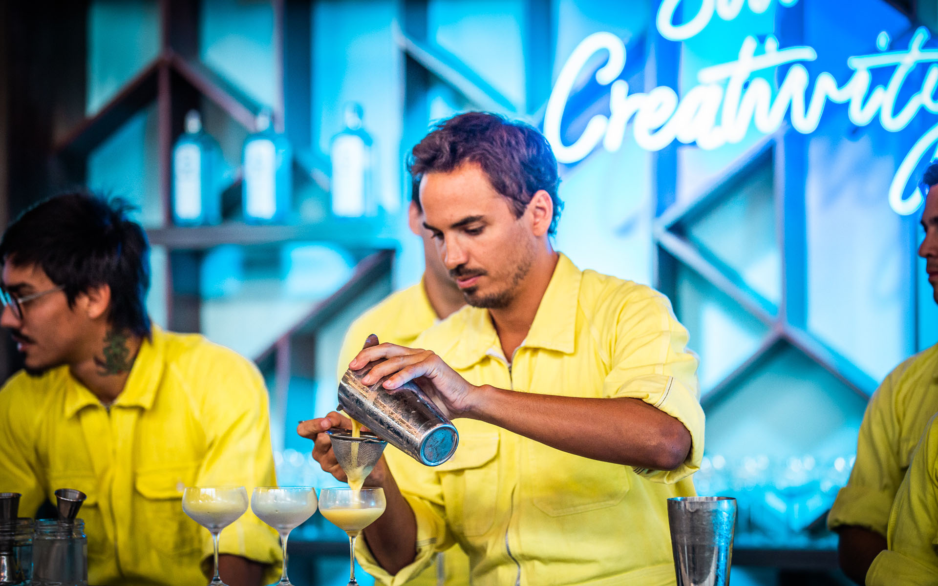 A mediados del año pasado, Londres fue la ciudad elegido por el gin premium BombaySapphire para el lanzamiento de “Stir Creativity”.