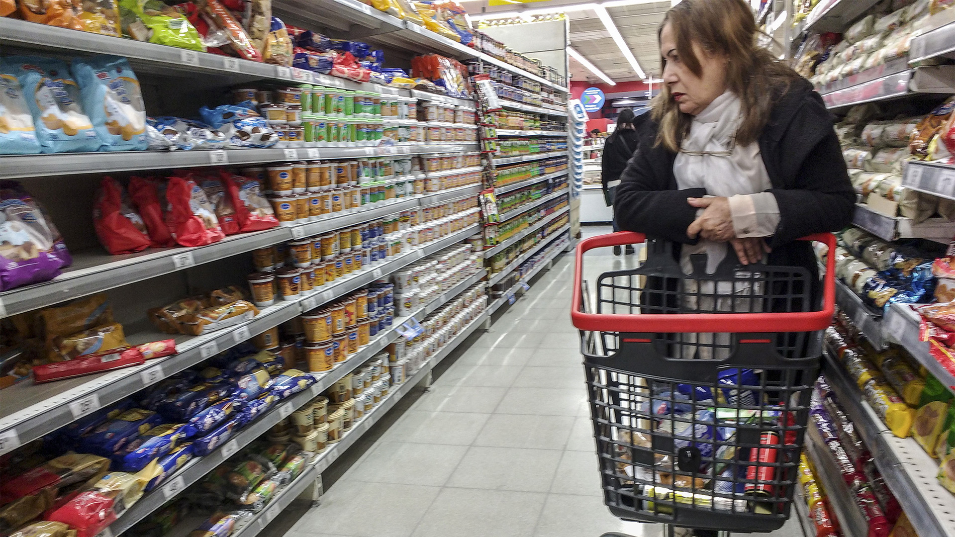 Los alimentos treparon 4,5% el mes pasado y acumulan 58,9% en los últimos doce meses