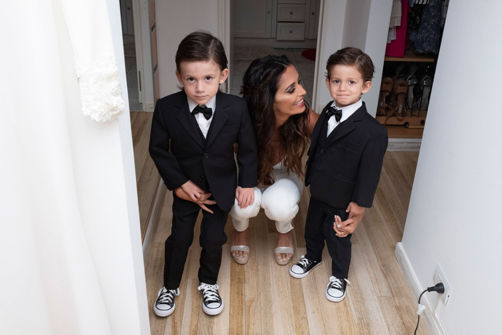Paz Cornú con sus hijos, momentos antes de su gran casamiento.