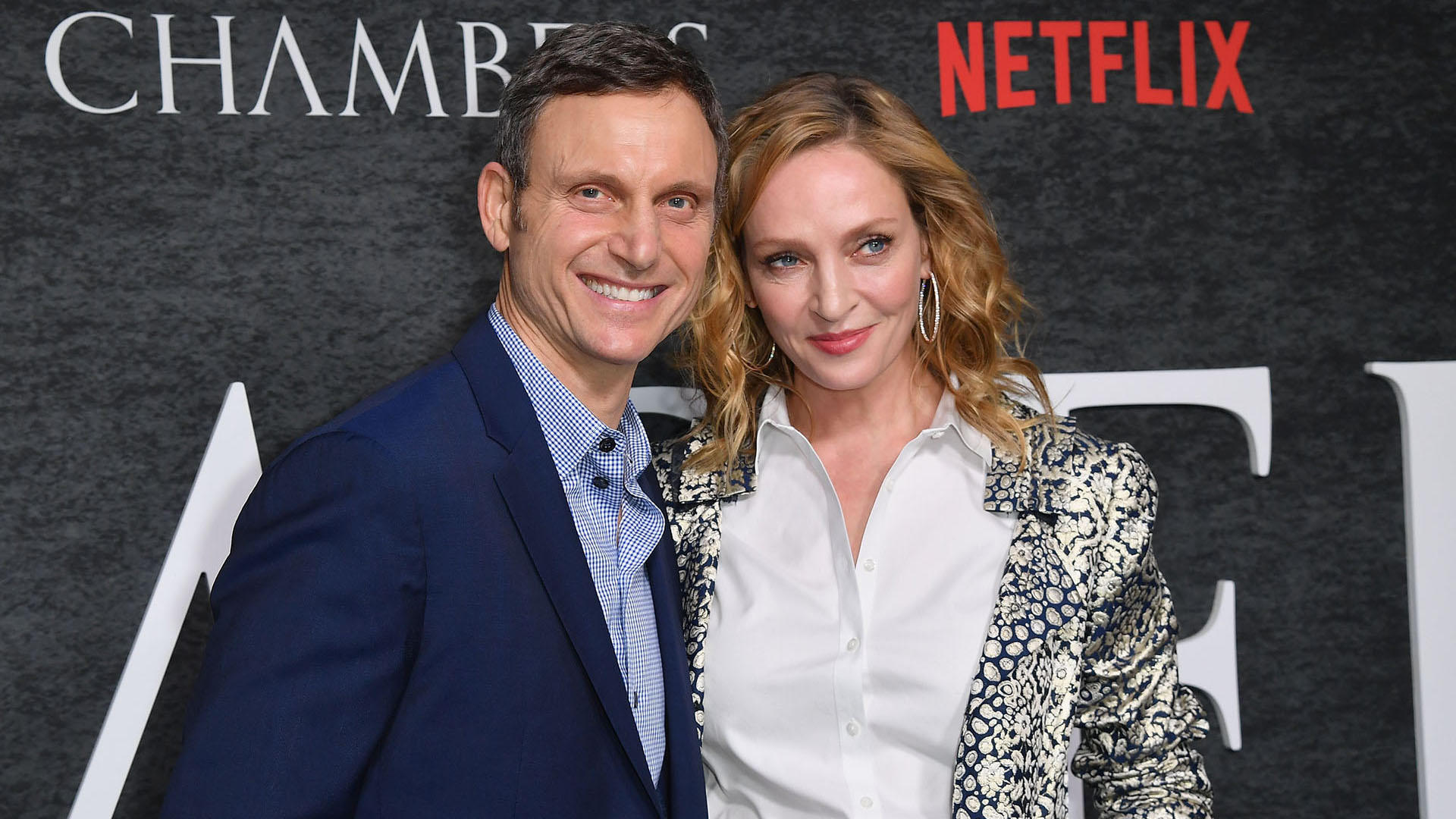 Los actores protagónicos Uma Thurman y Tony Goldwyn a su llegada a la premiere “Chambers” en Nueva York