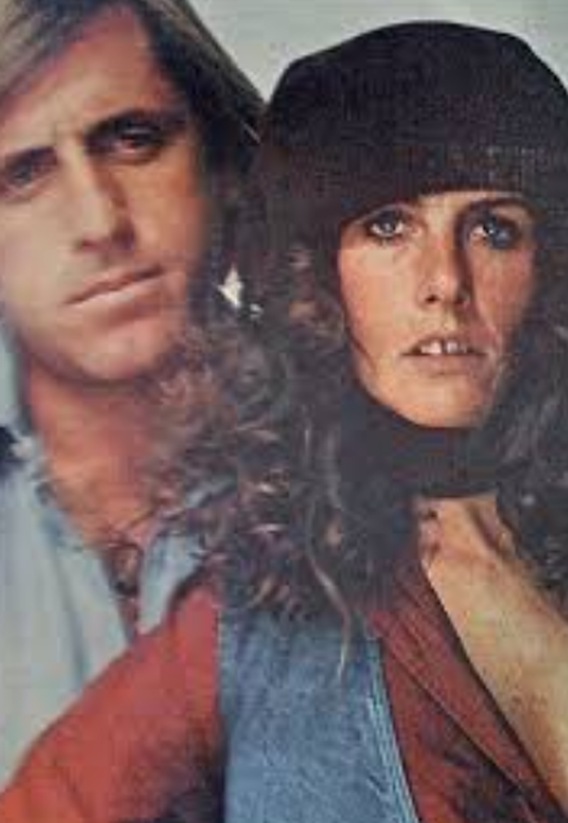 Un fotógrafo lo descubrió con su amante, escapó por los techos y cayó