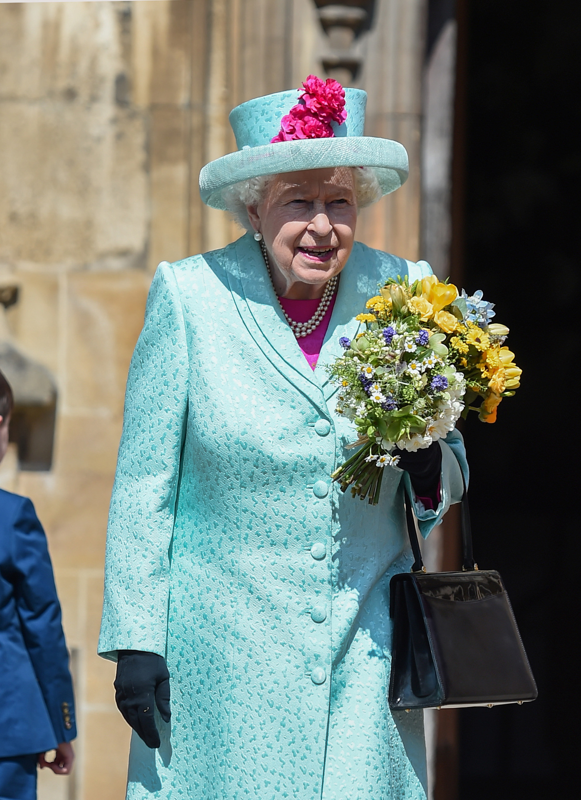 La reina Isabel II tiene 75 millones menos de libras que los integrantes de Queen REUTERS
