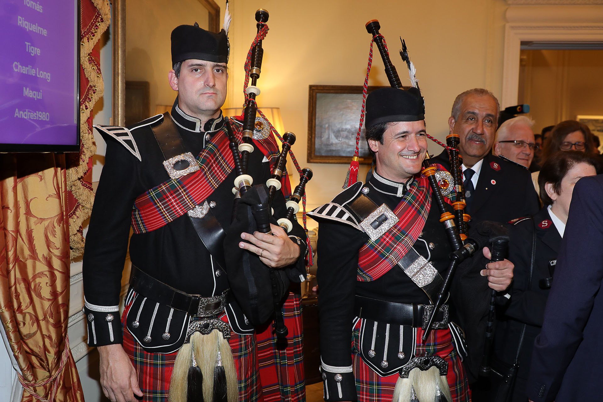 El tradicional festejo en la embajada británica