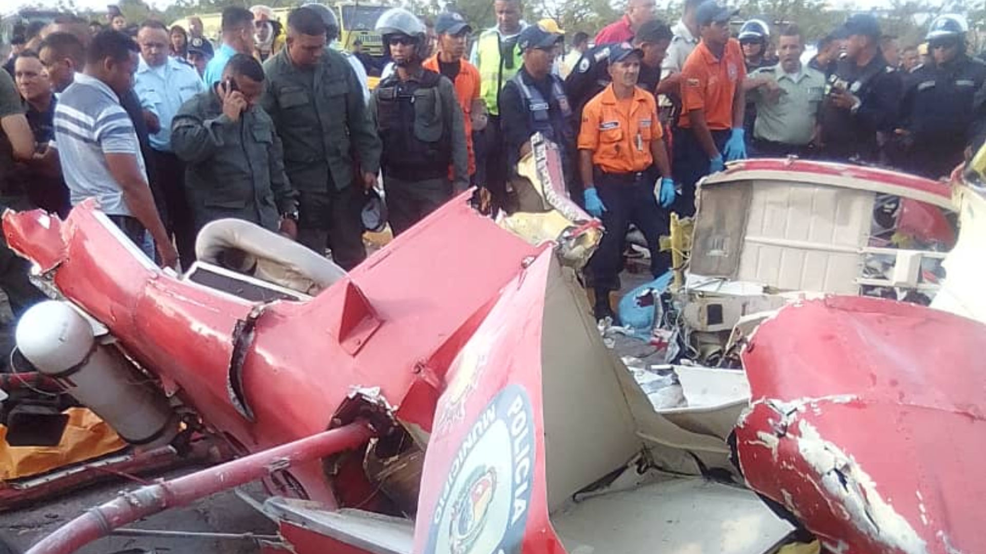 Las autoridades en el lugar de la tragedia (Twitter)