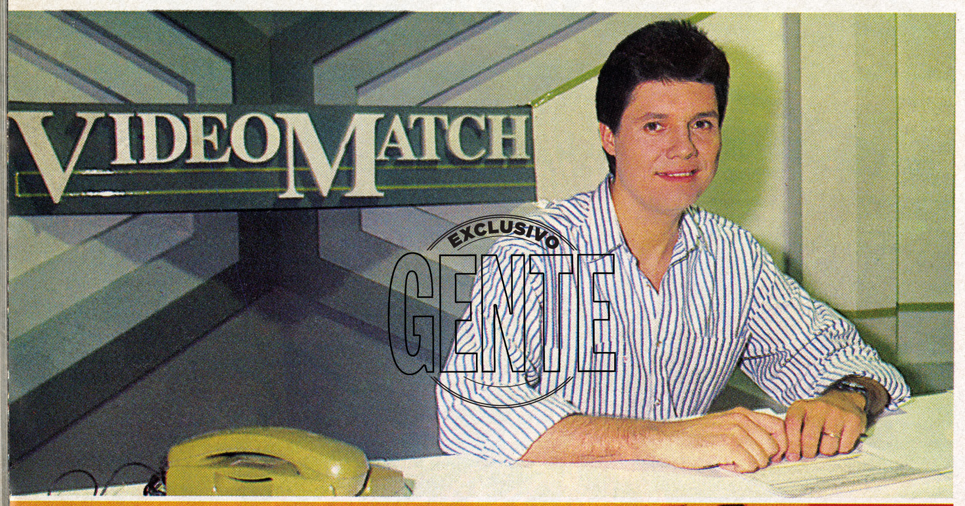 Medianoche del primer día del tercer mes de 1990. Marcelo Hugo Tinelli, quien esa misma mañana había renunciado a Canal 13 ante la oferta de Telefe, arranca su primer capítulo (de cientos que llegarán) de VideoMatch. Un promedio de 13 puntos de rating, con picos de 17, pronto convertirán su ciclo en un suceso de la pantalla chica, pese a la peculiaridad del horario.