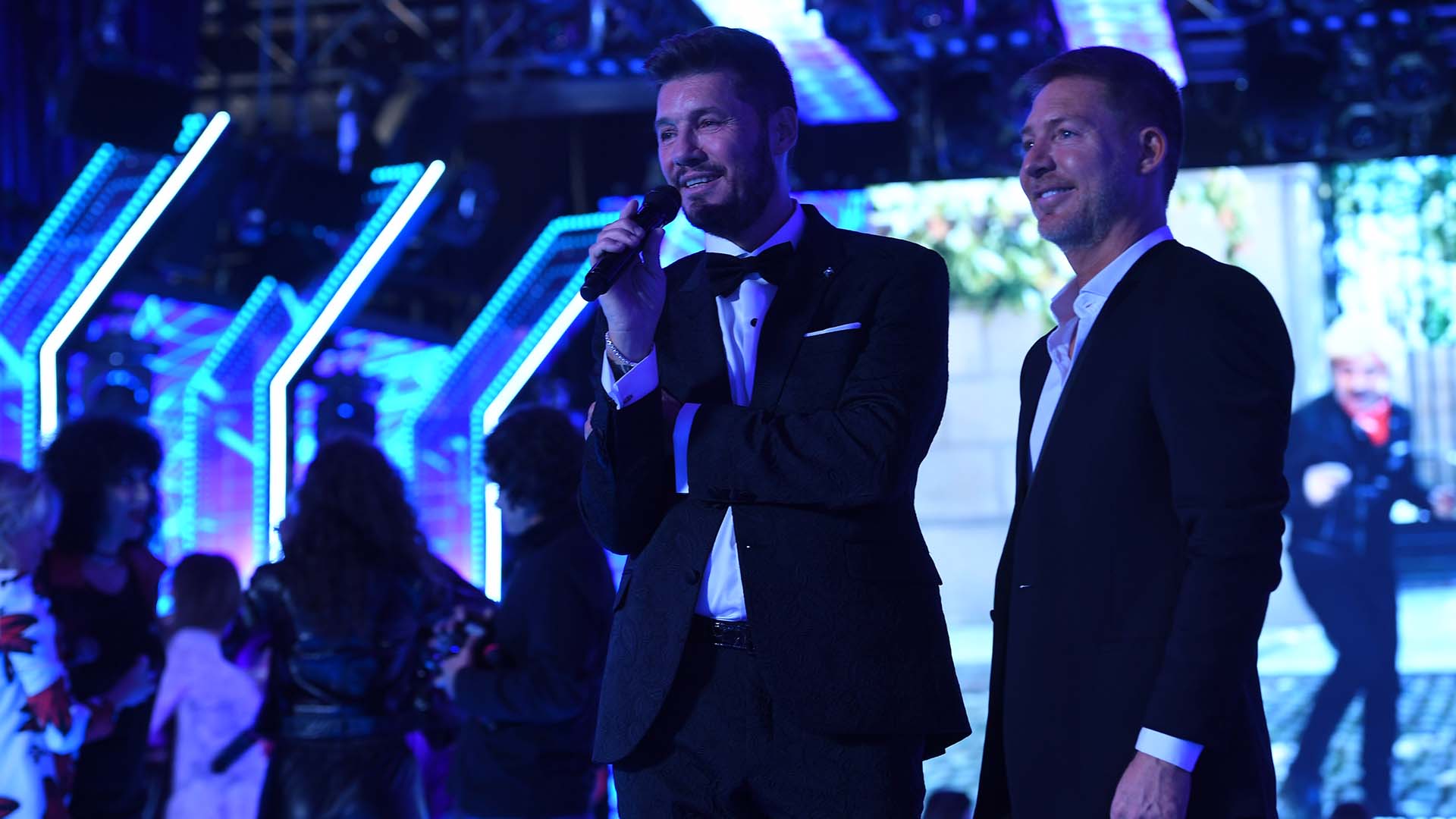 Como es habitual, Adrián Suar, gerente de programación de El Trece, acompañó a Marcelo Tinelli en el comienzo de un nuevo ciclo