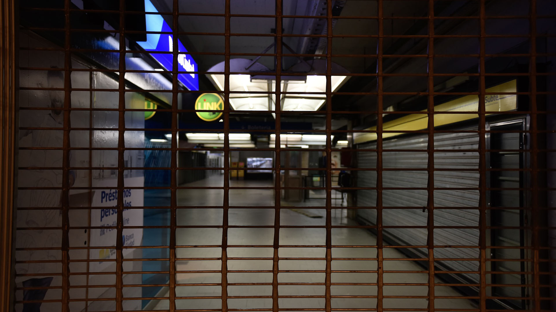 La terminal de Retiro durante el paro del 30 de abril (Adrián Escandar)
