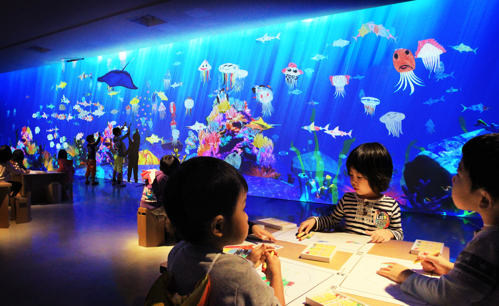 Sketch Aquarium (teamlab Borderless)