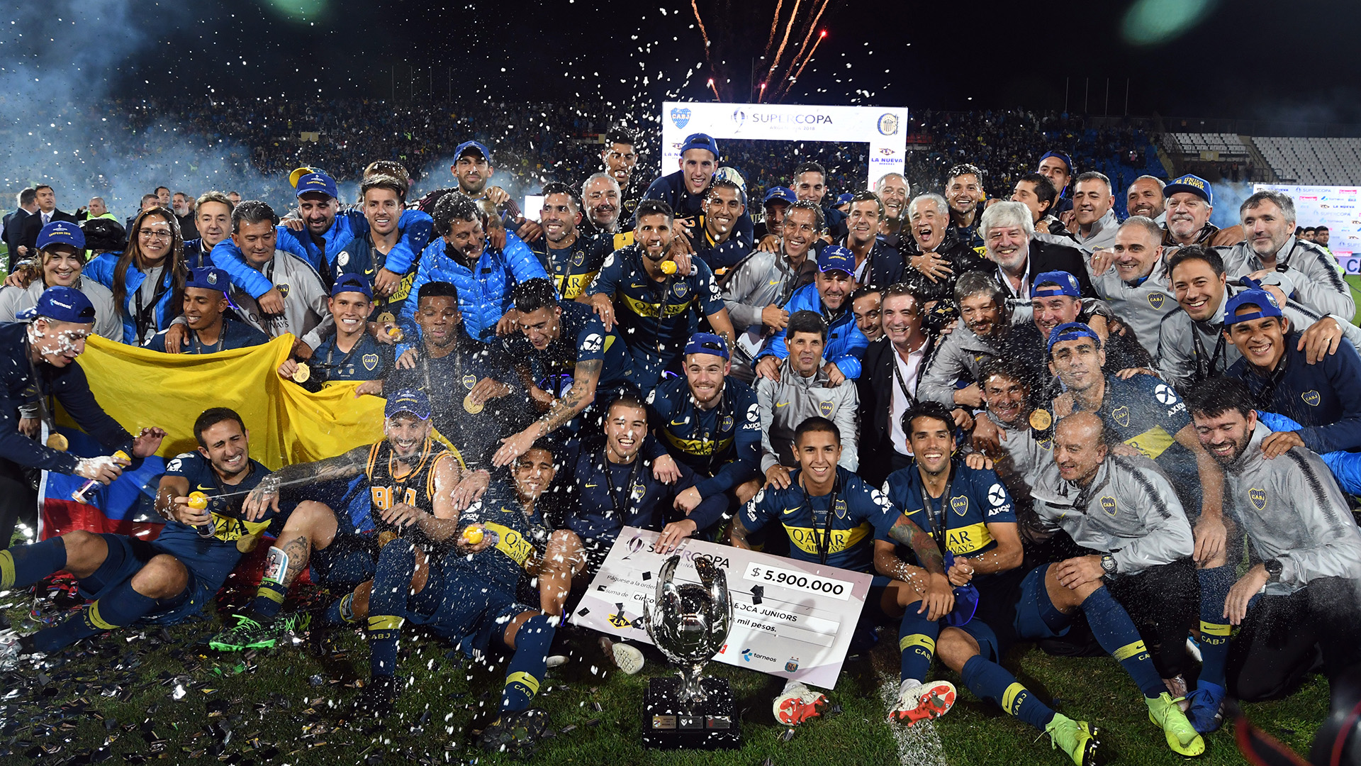 El festejo de Boca luego de ganar la Supercopa Argentina al vencer por penales a Rosario CentralFoto: Alfredo Ponce/Telam