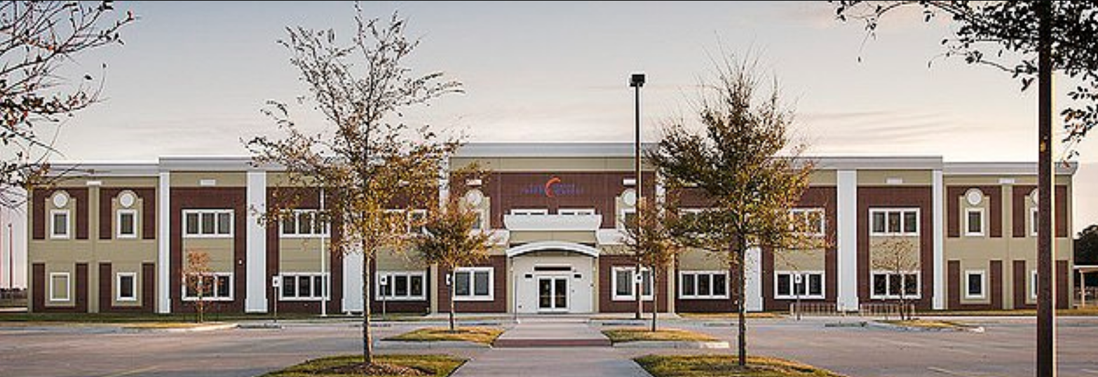 Deidre daba clases en la escuela Lake Charles Charter Academy en Luisiana (Foto: Lake Charles Charter Academy)