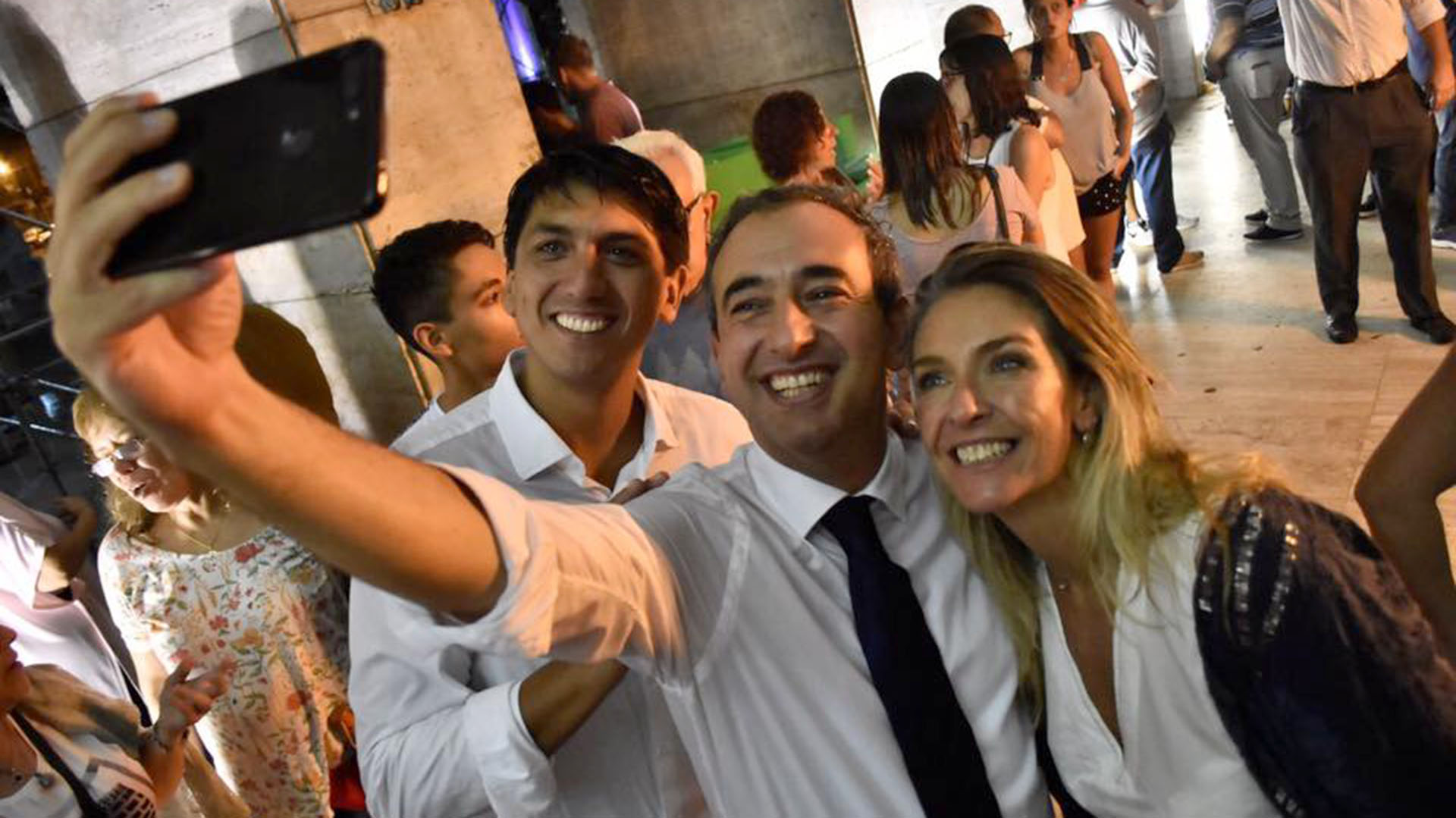 Pablo Javkin con la candidata a viceintendenta María Eugenia Schmuck, también radical como él