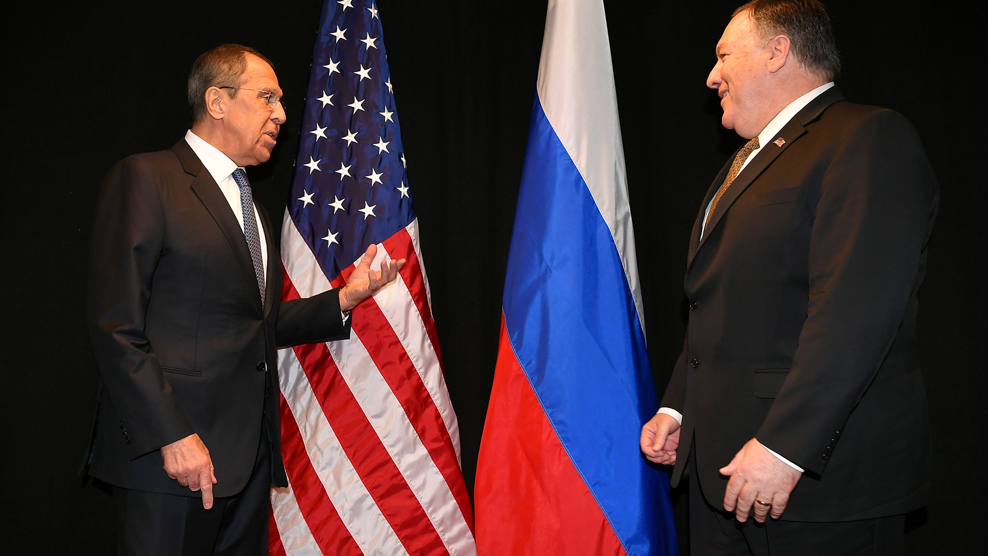Sergei Lavrov y Mike Pompeo el lunes en Finlandia (Reuters)