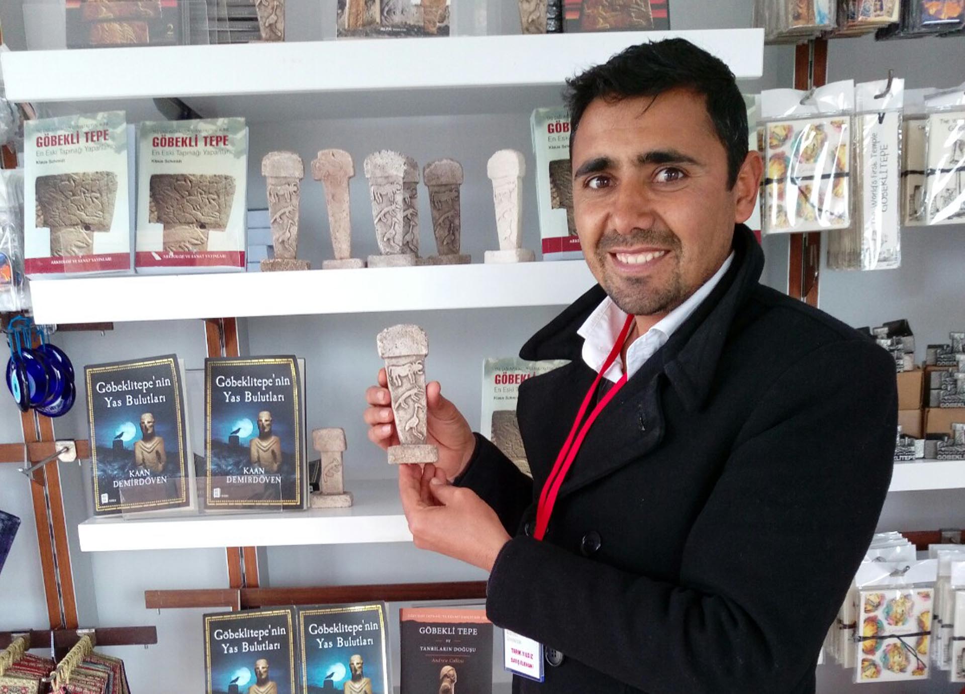 Mehmet Tarik Yildiz, excavador local y artista