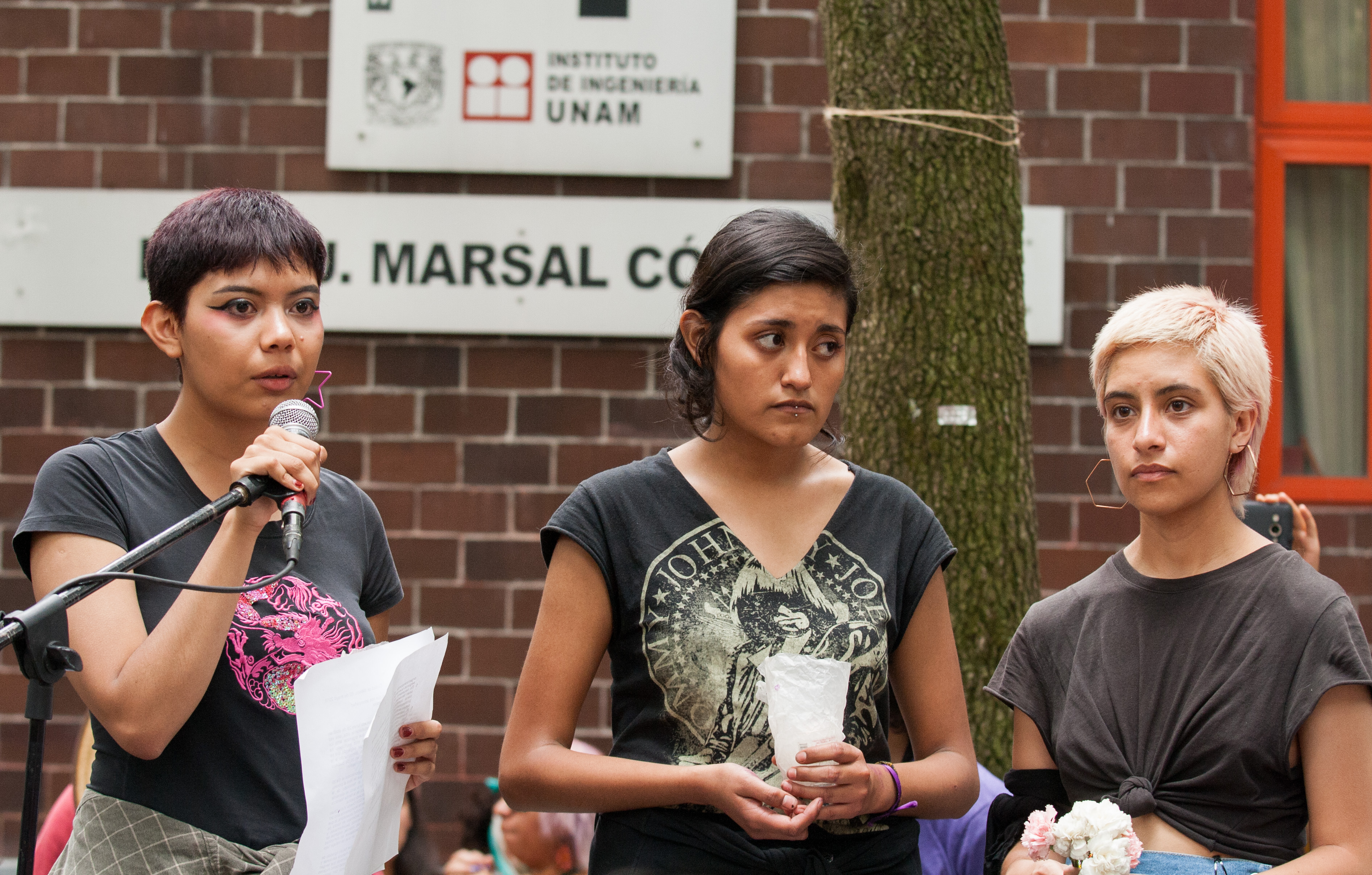 Continente feministas y estudiantes de diversos planteles de la Universidad Nacional Autónoma de México (UNAM) marcharon del parque de la bombilla a la Rectoría de la UNAM para exigir justicia. (FOTO: GALO CAÑAS /CUARTOSCURO)