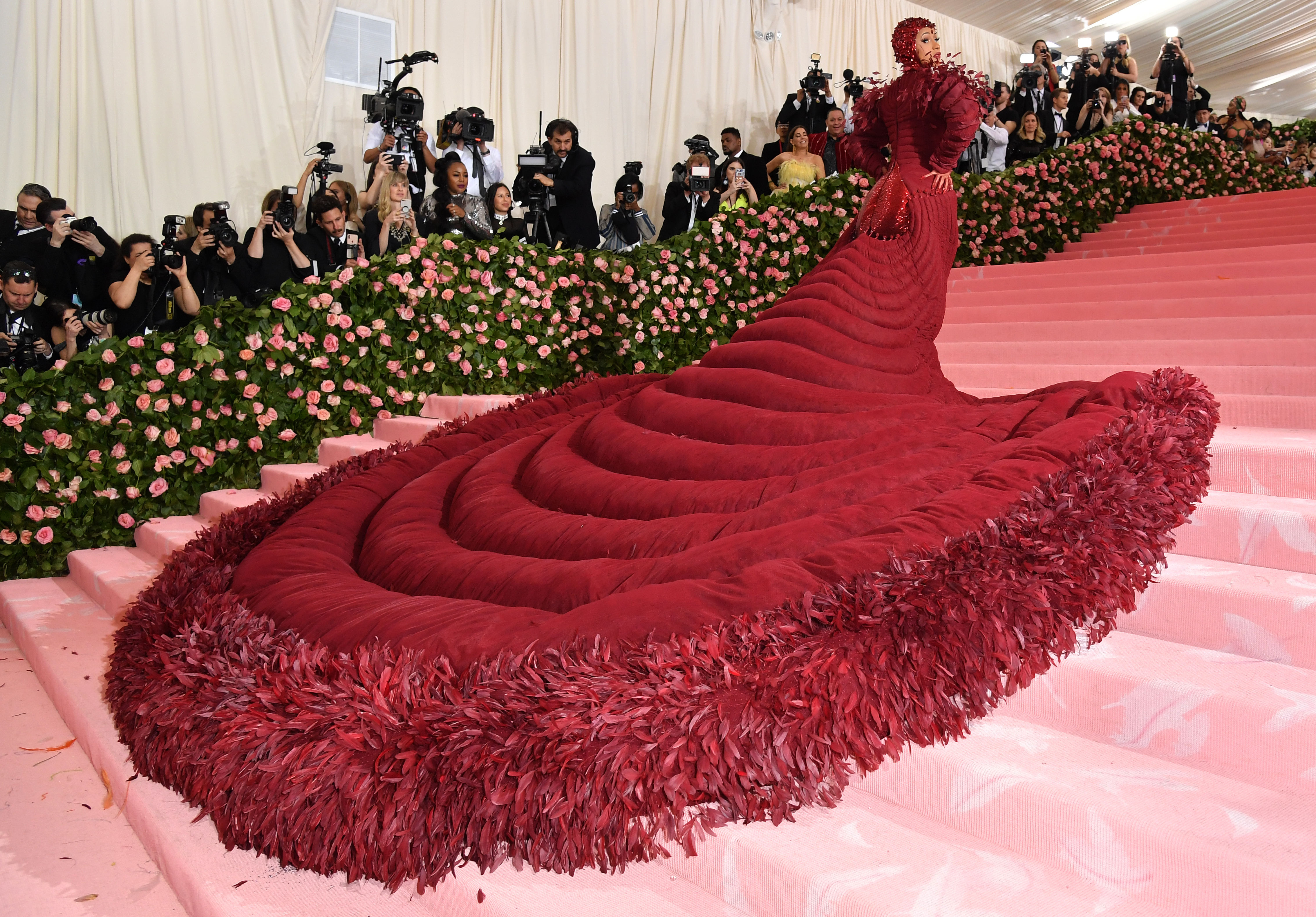 Cardi B por Thom Browne.