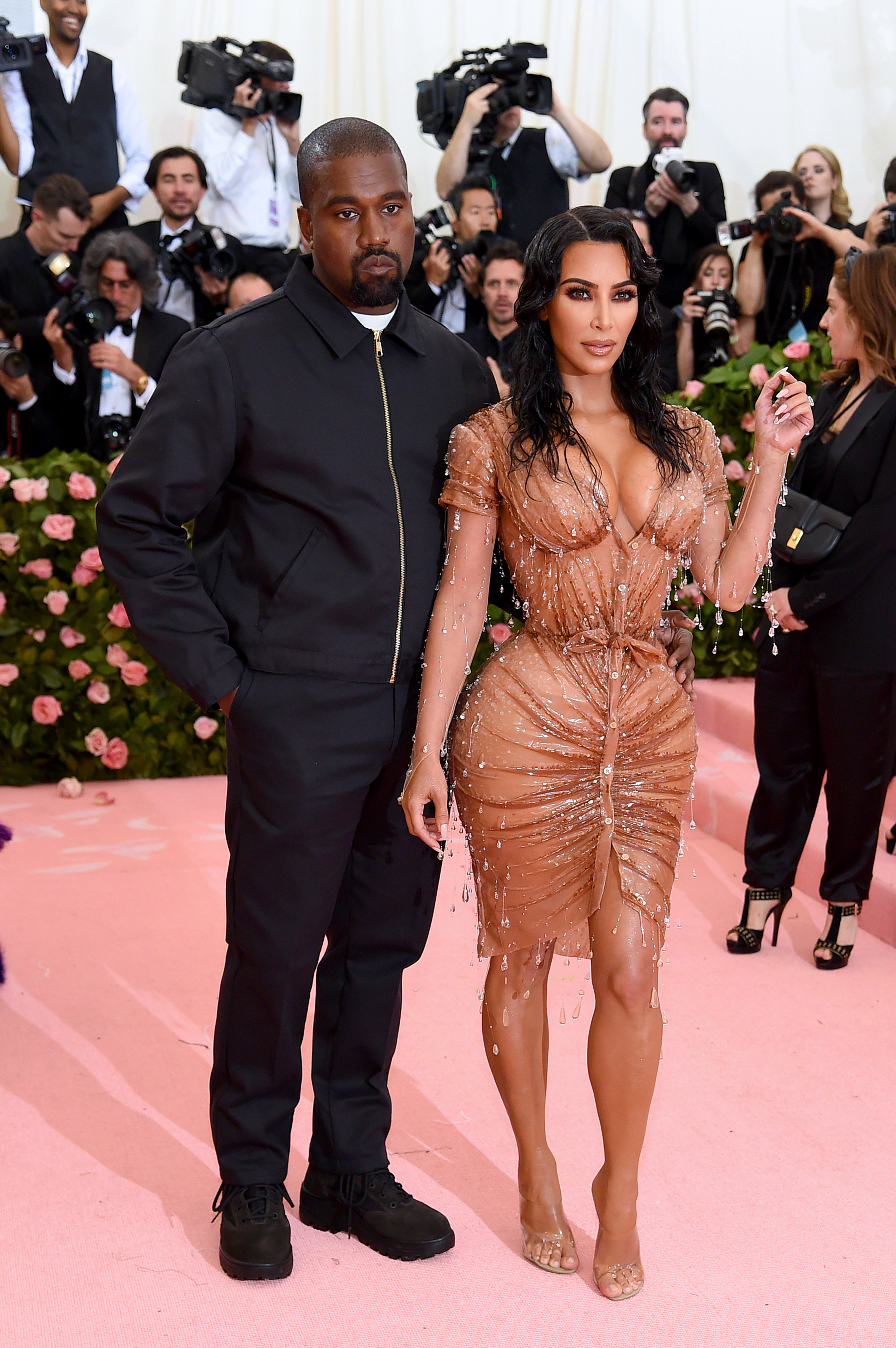Kanye West y Kim Kardashian, by Mugler.