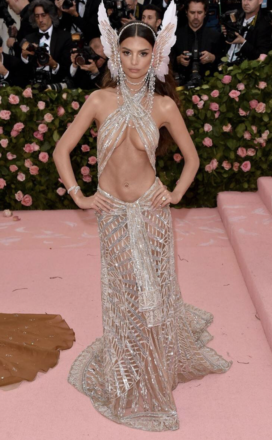 Emily Ratajkowski.