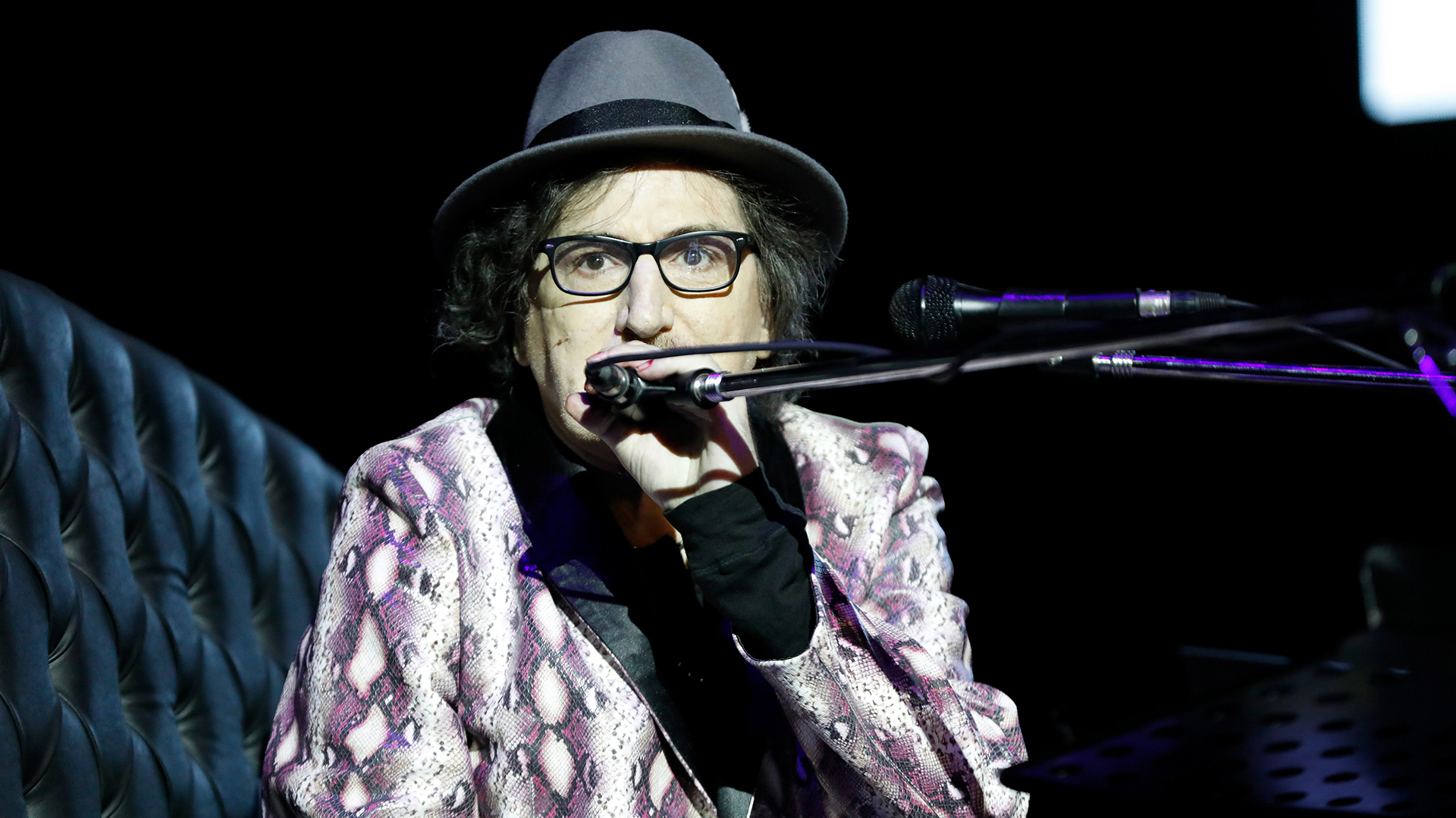 El popular cantante de rock manifestó su preocupación por la realidad que atraviesa la sociedad argentina, pero también se mostró esperanzado en que el país logrará salir adelante