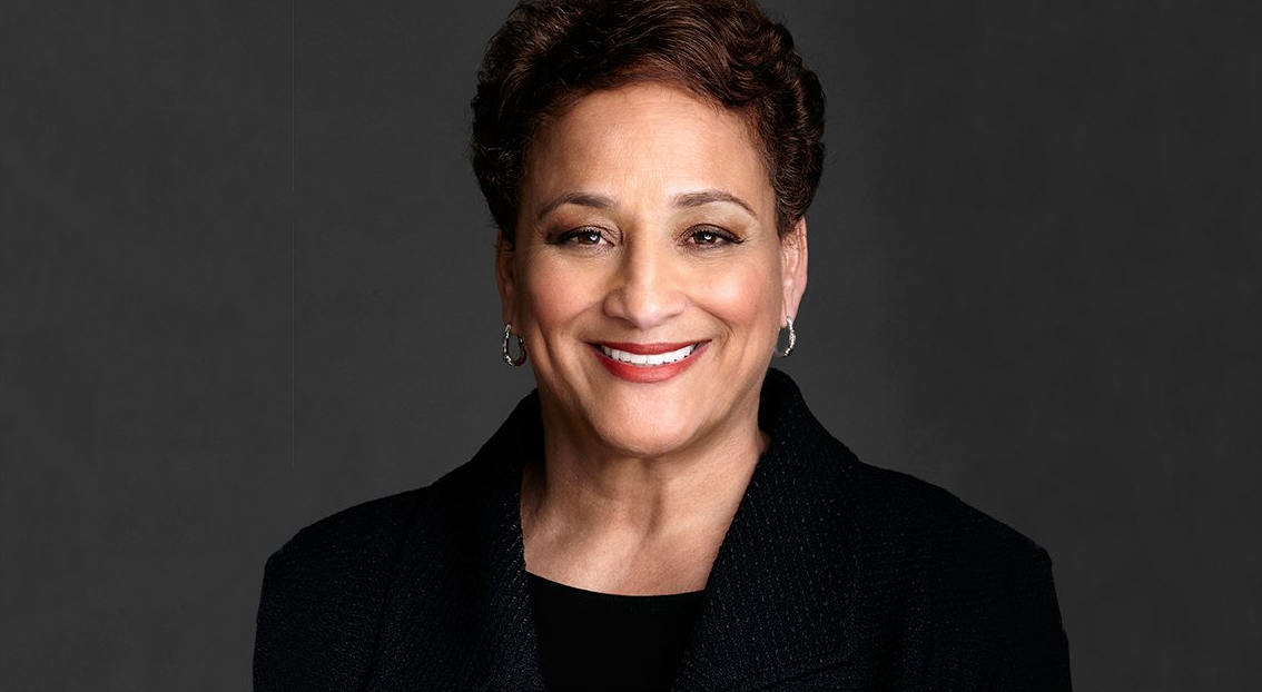 Jo Ann Jenkins, contra la discriminación laboral de los mayores (Timothy Greenfield-Sanders/ AARP)