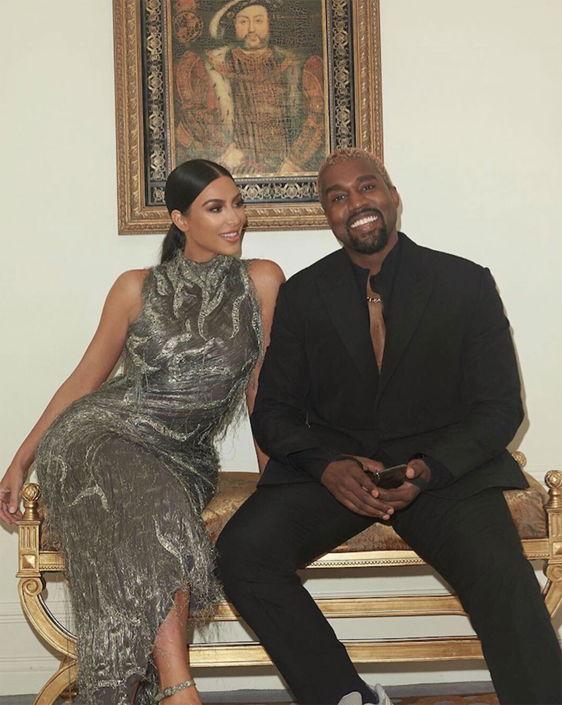 Kim Kardashian y Kanye West fueron padres por cuarta vez. (Foto: Instagram)
