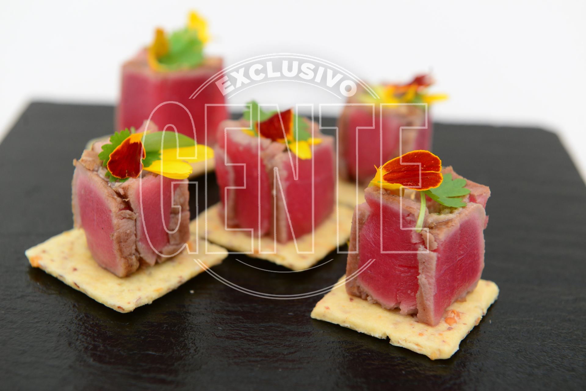 Tataki de atún.