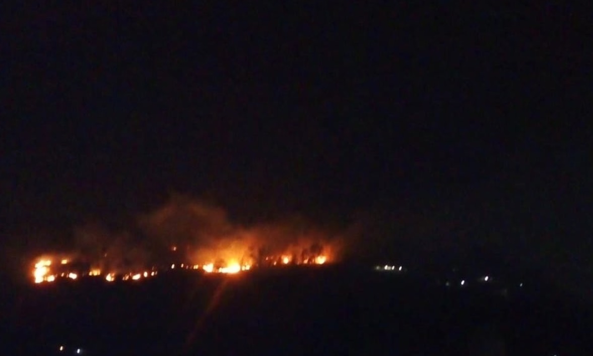 Hasta la noche del sábado se mantenía el combate a incendios en distintos puntos (Foto: Sedema)
