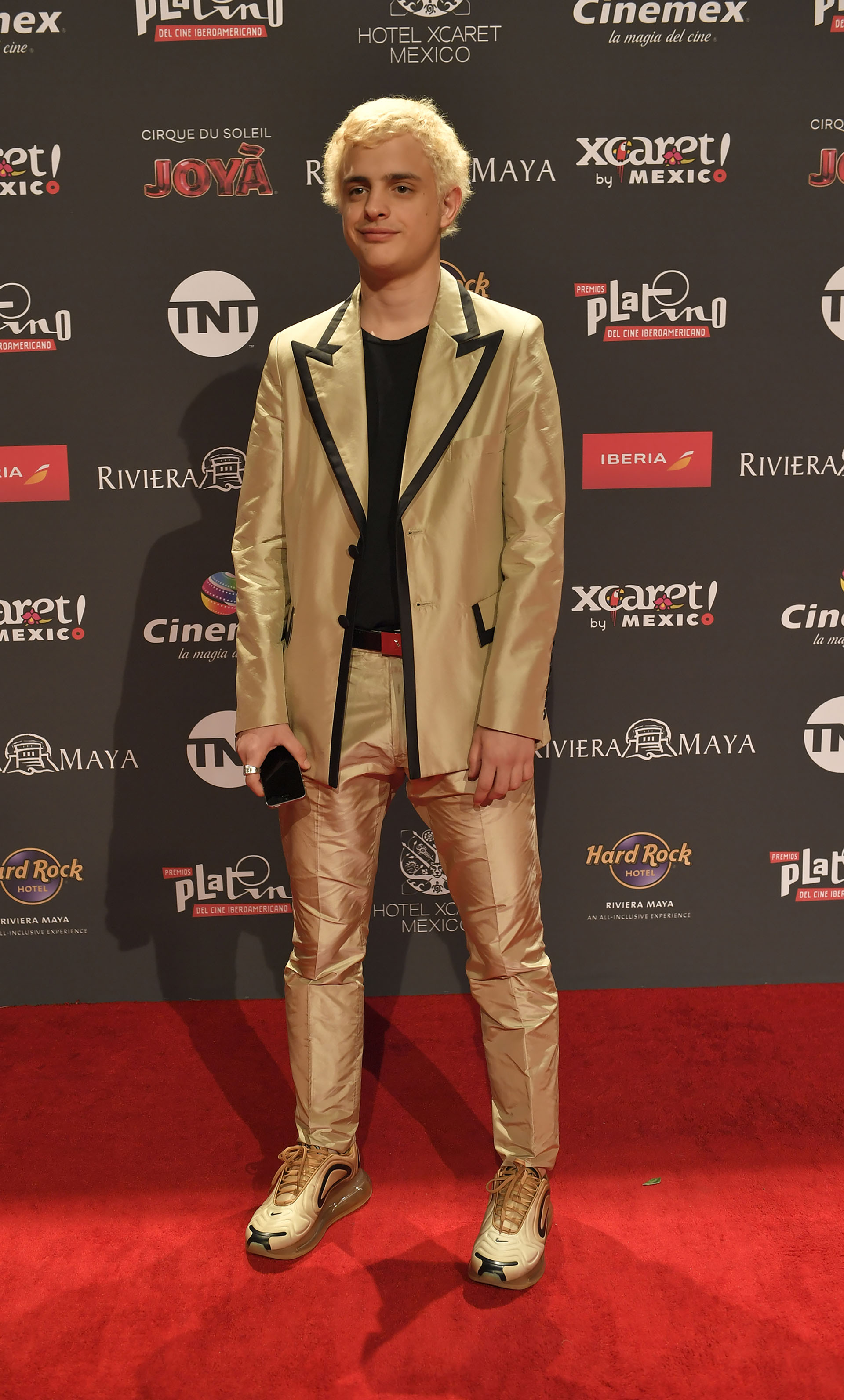 Lorenzo Ferro (Teleshow)