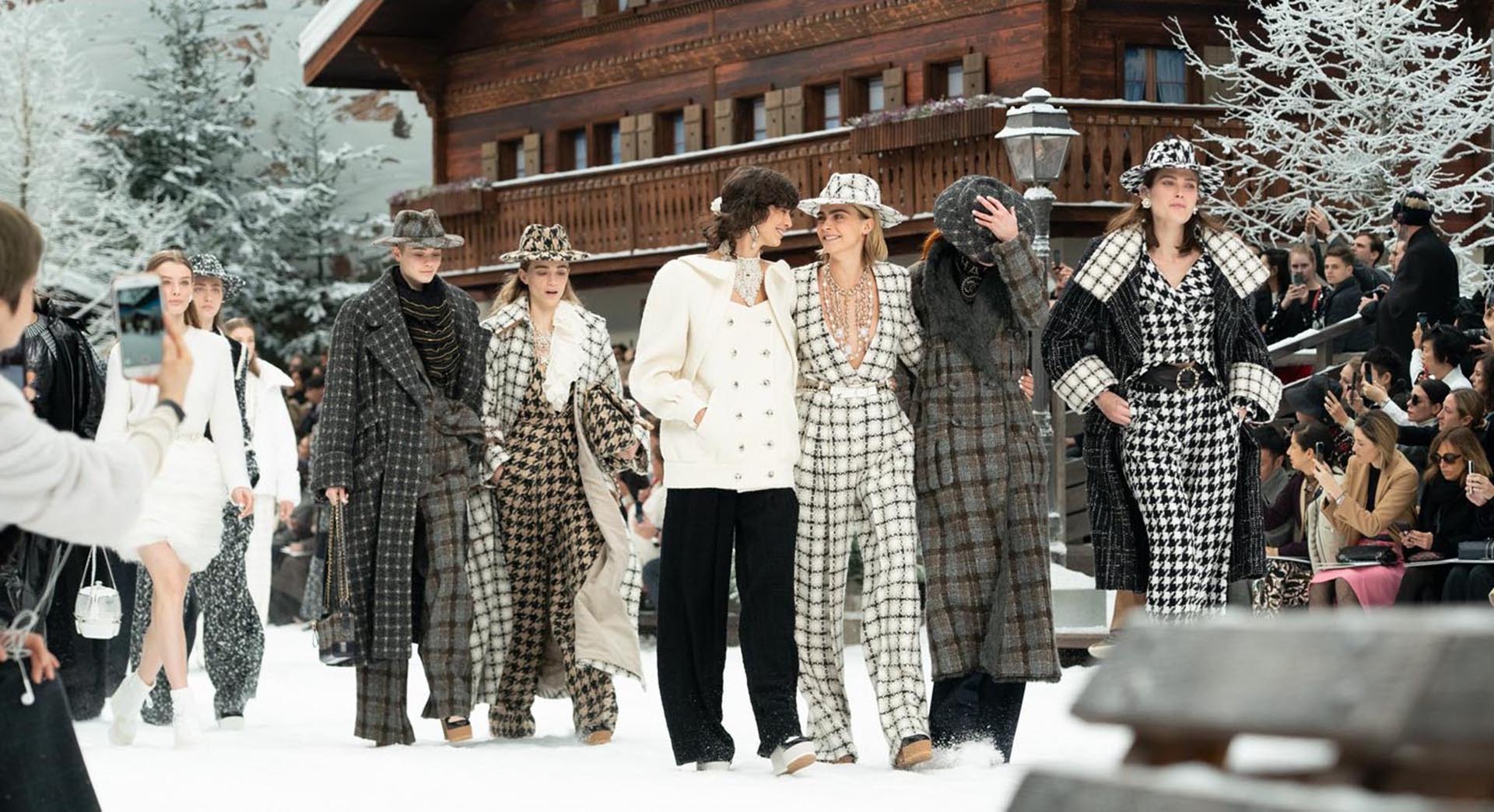 Virginie Viard se lució como la heredera de Karl Lagerfeld en el desfile de Chanel.