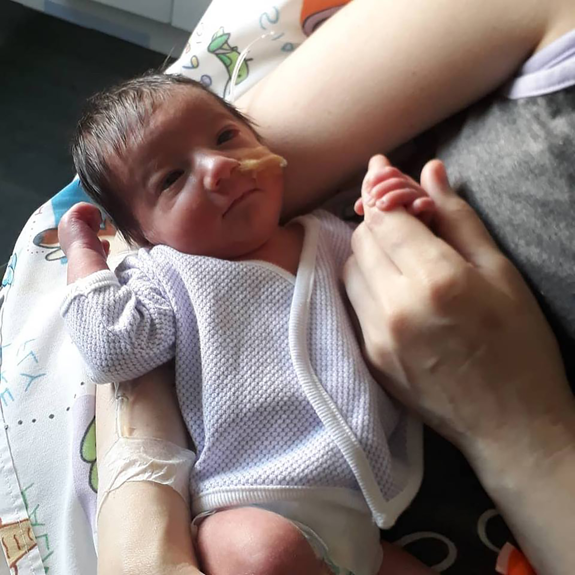Gianluca nació a los 7 meses de gestación