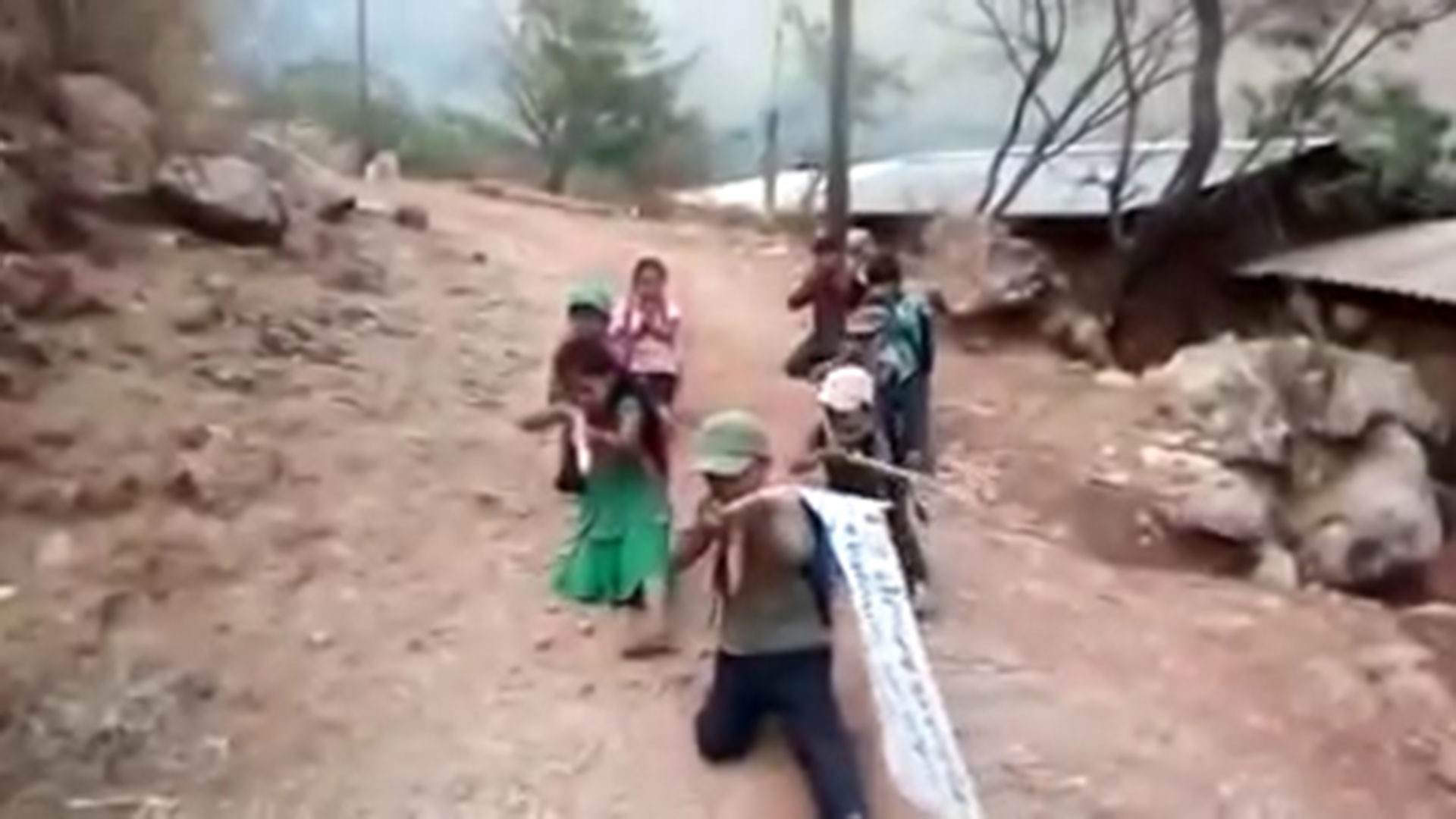 Los niños del poblado Rincón de Chautla prometieron darle lucha a los sicarios (Foto: Especial)
