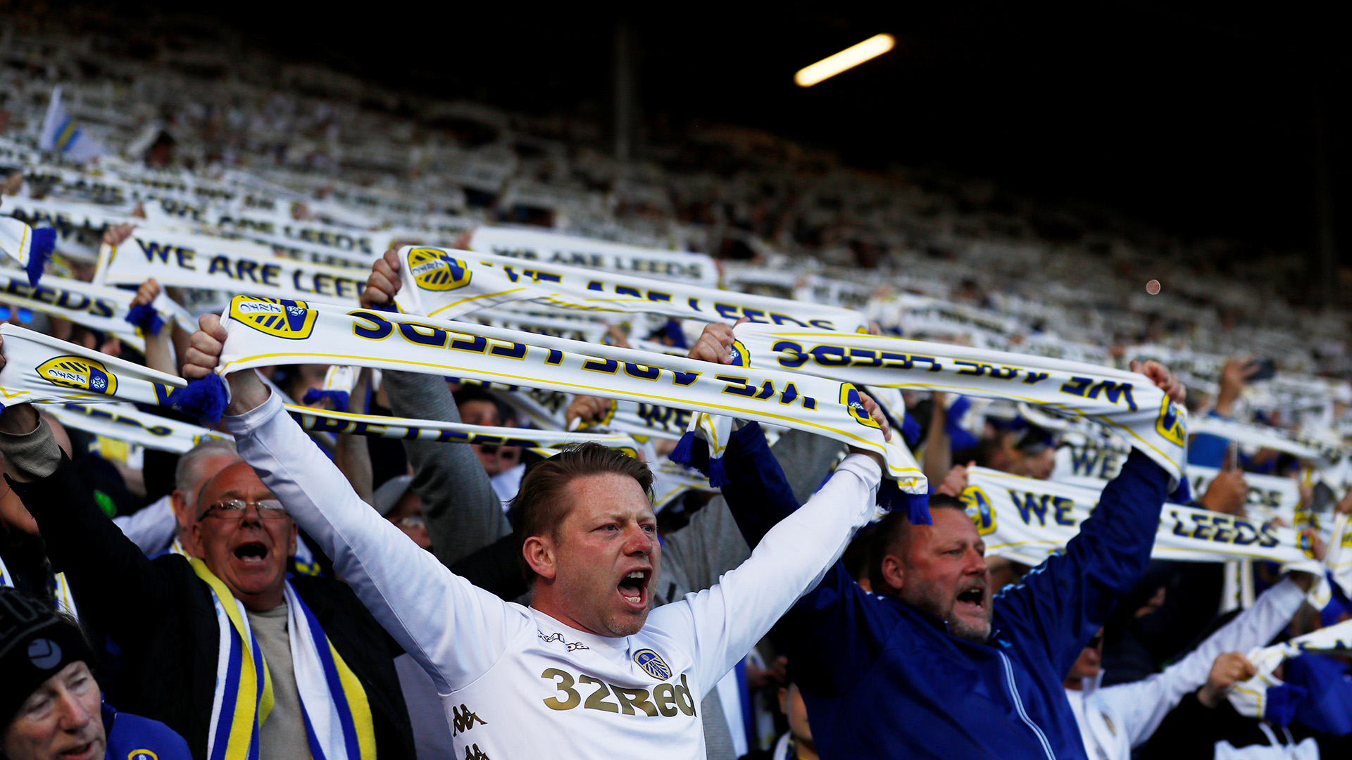 Impactante marco en Elland Road: el Leeds quiere volver a la máxima categoría después de 14 años (Reuters/Jason Cairnduff)