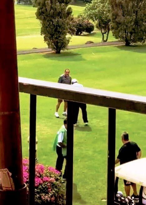El gobernador de la entidad fue captado por el fotoperiodista,Luis Castillo, en una partida de golf (Foto: Facebook Luis Castillo)