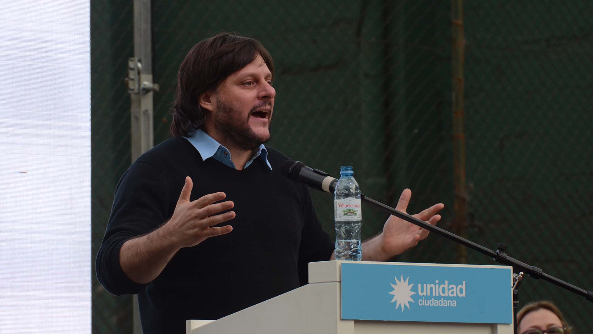 El legislador porteño y dirigente de “Los Irrompibles”, Leandro Santoro.