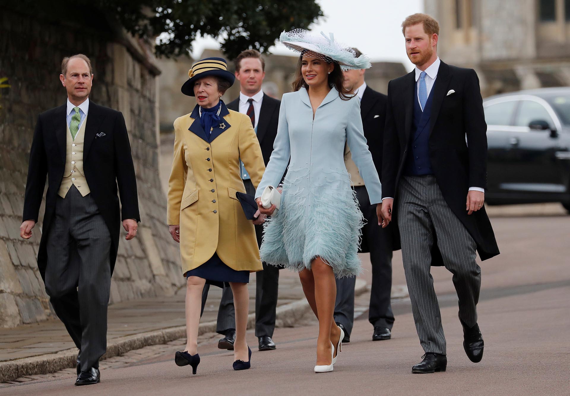 Los príncipes Anne y Edward llegaron junto al príncipe Harry